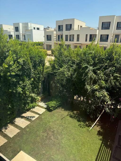 Elegant 3-Floor Villa with Private Garden in Westown, SODIC Beverly Hills, Sheikh Zayed view 4