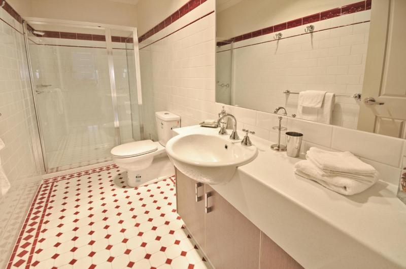 4C- Executive Rooms in Premium Shared Accommodation