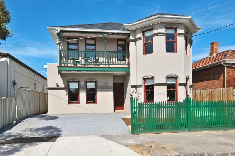 4C- Executive Rooms in Premium Shared Accommodation