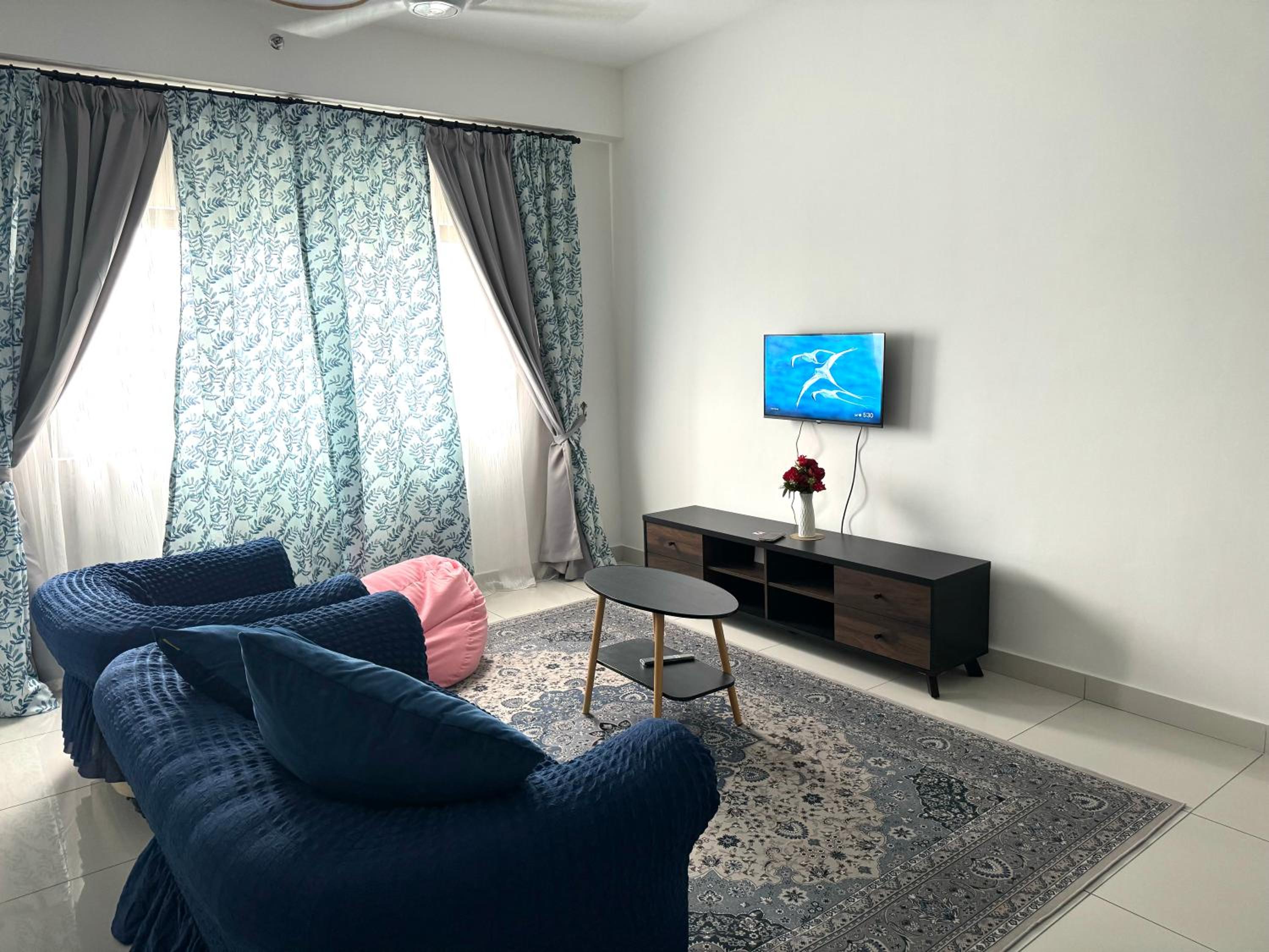REENHOMESTAY Edu Sentral Setia Alam Shah Alam photo 1