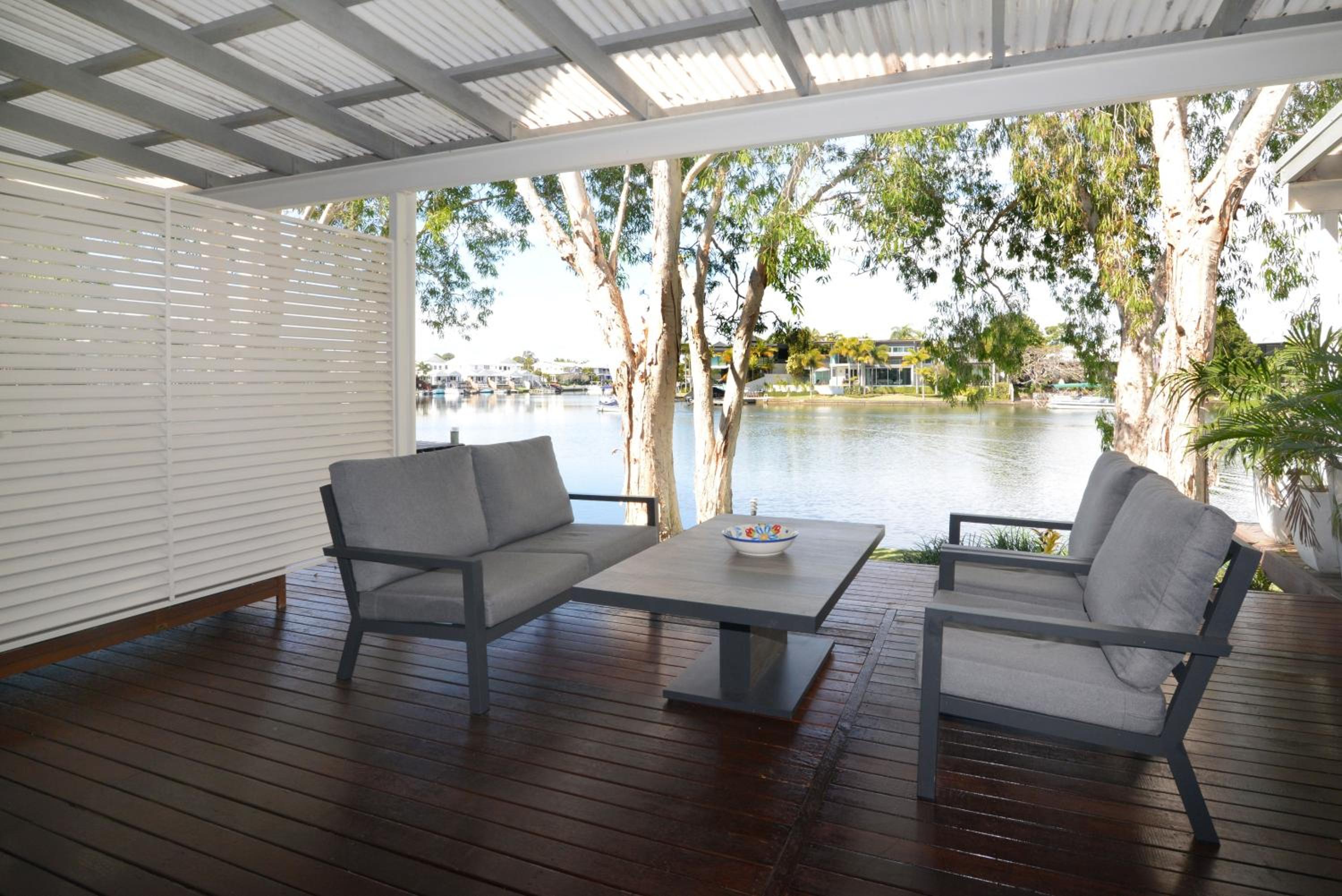Noosa Entrance Waterfront Resort