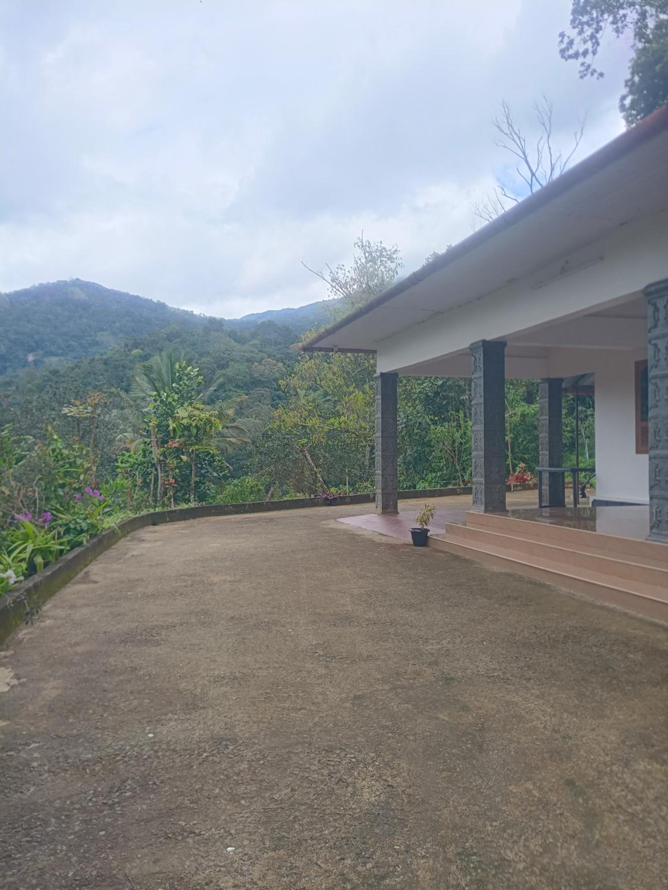 Anivilla Holiday Home Kunjithanny