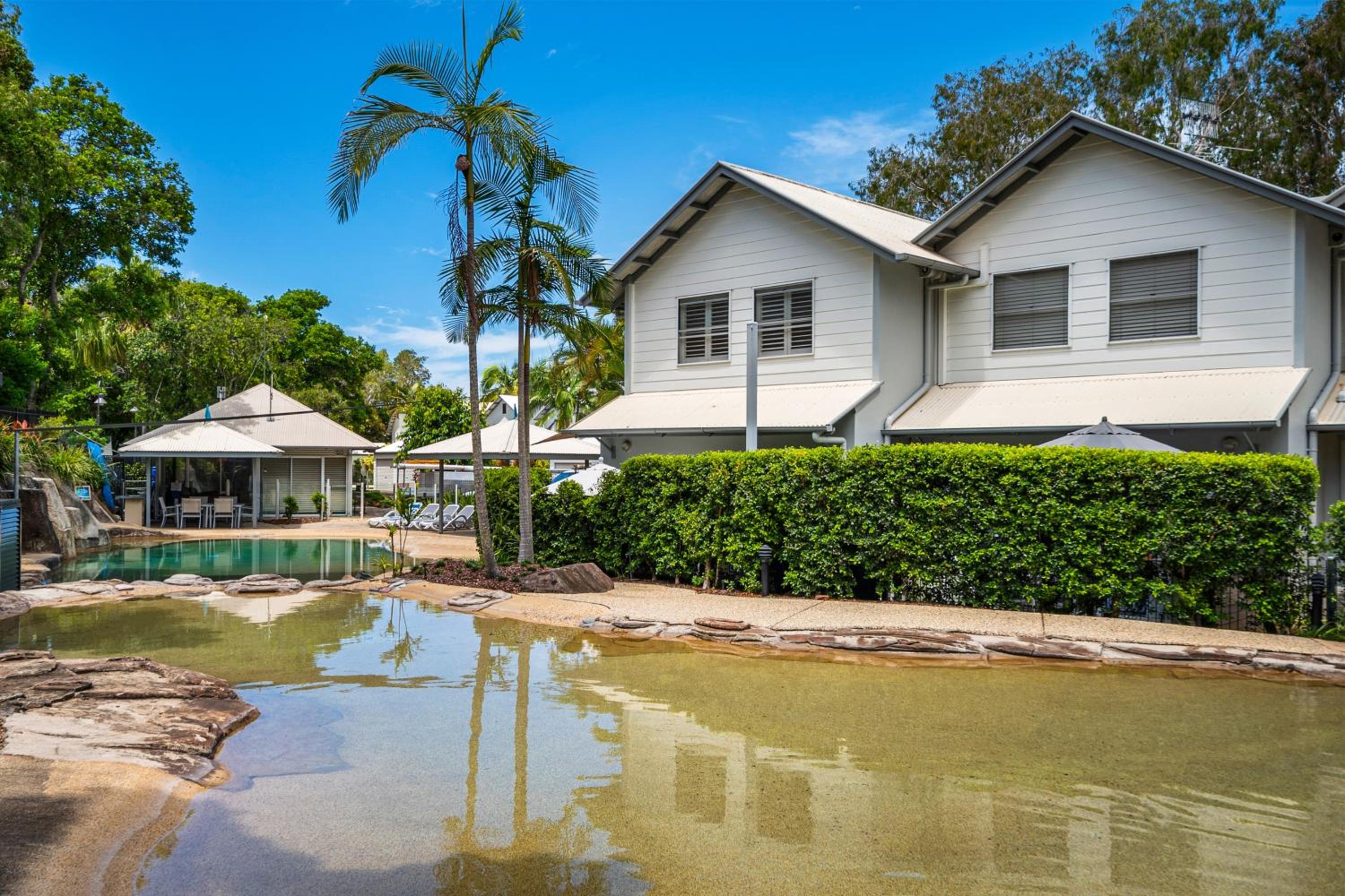 Noosa Entrance Waterfront Resort