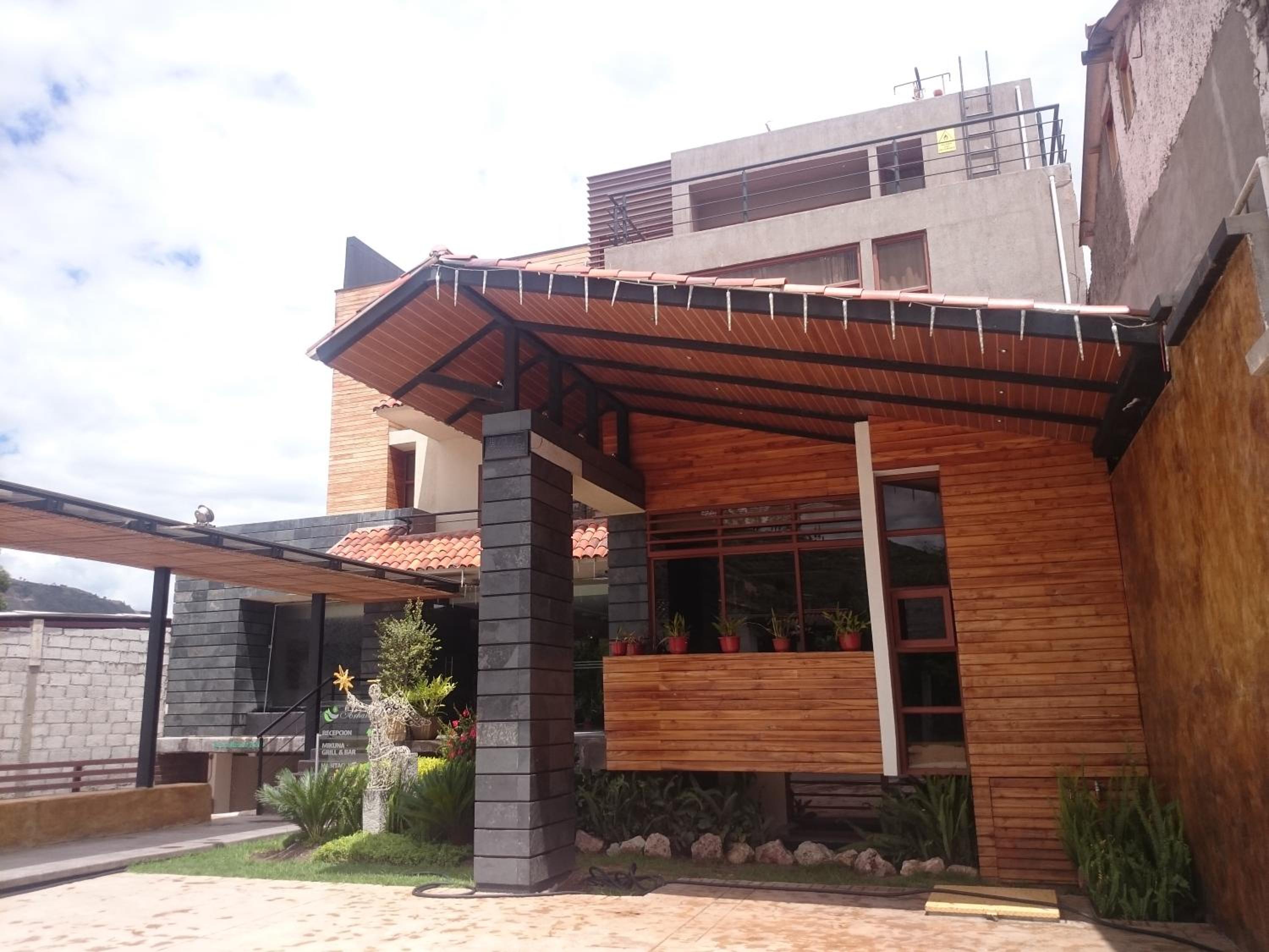 Hotel Arhaná Hosteria & Resort