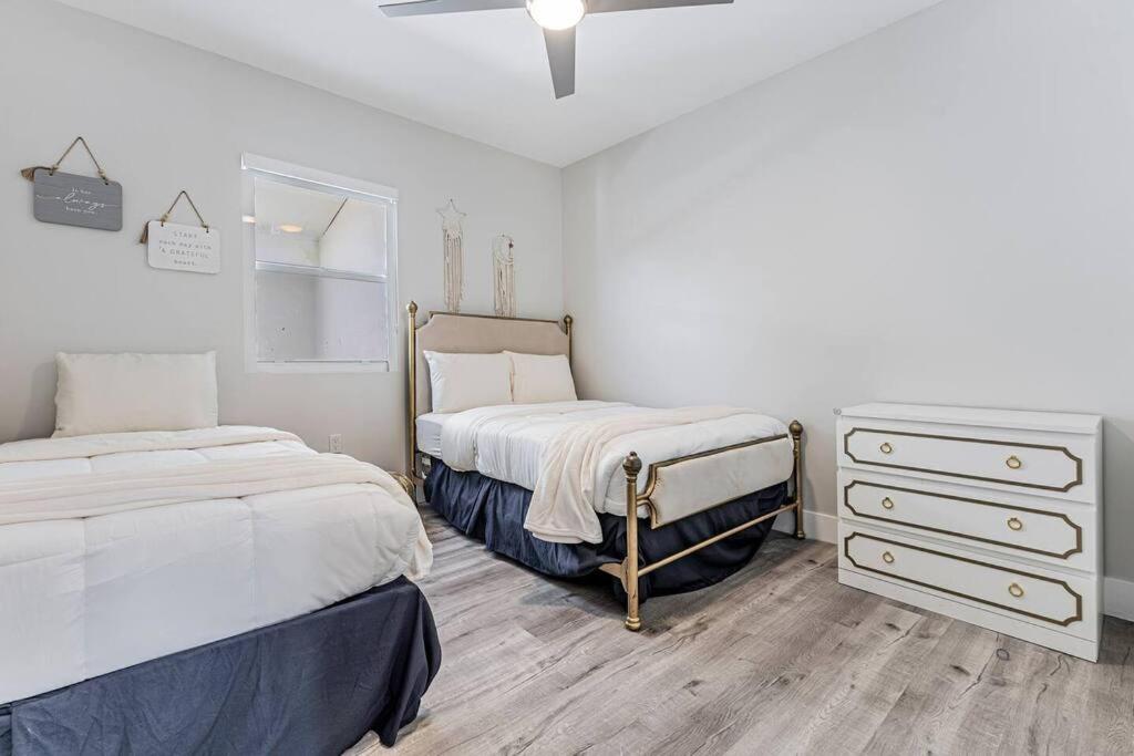 Miami Modern Oasis Retreat - Close to Airport