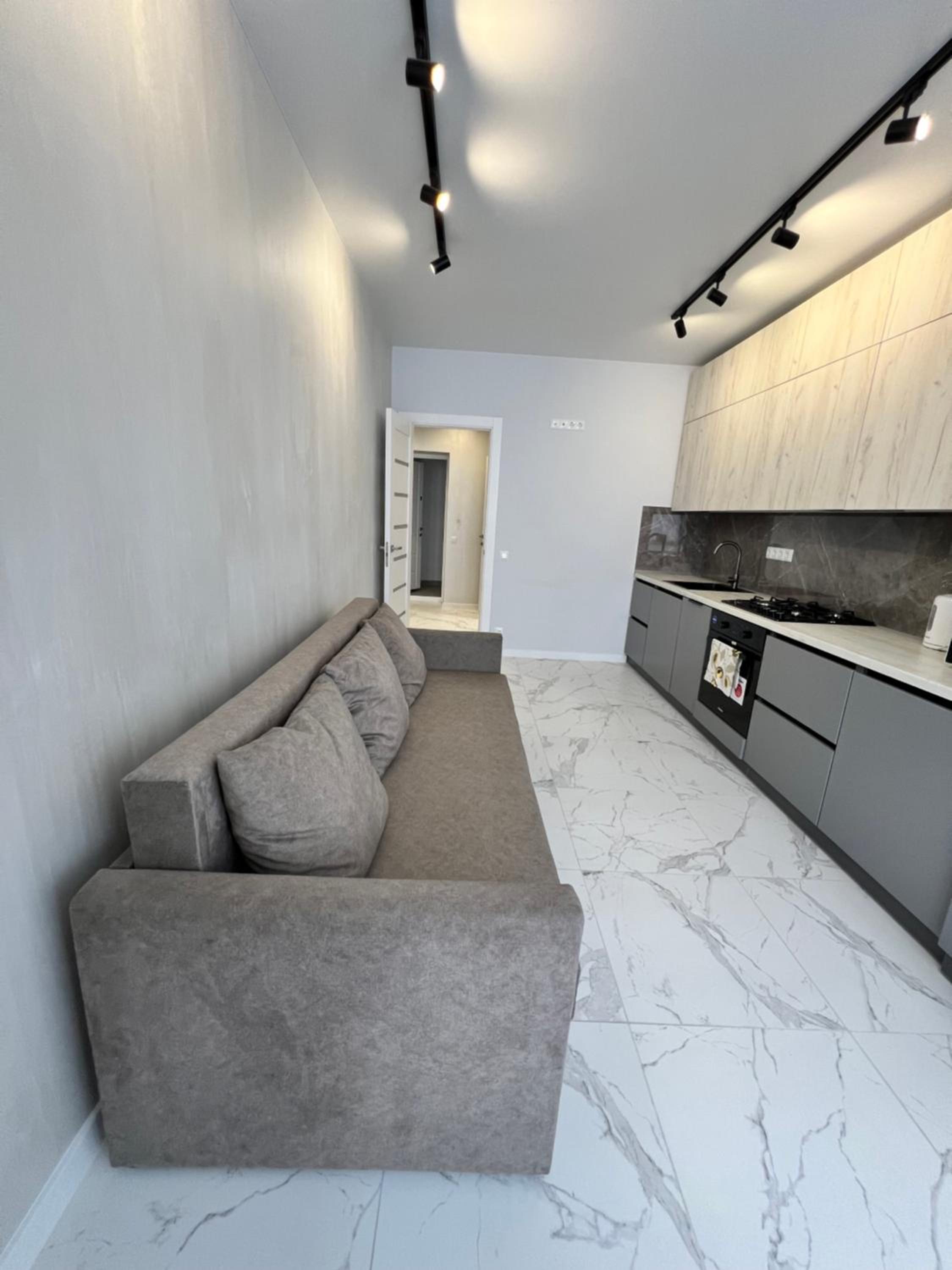 Gold Apartment Vysochana18
