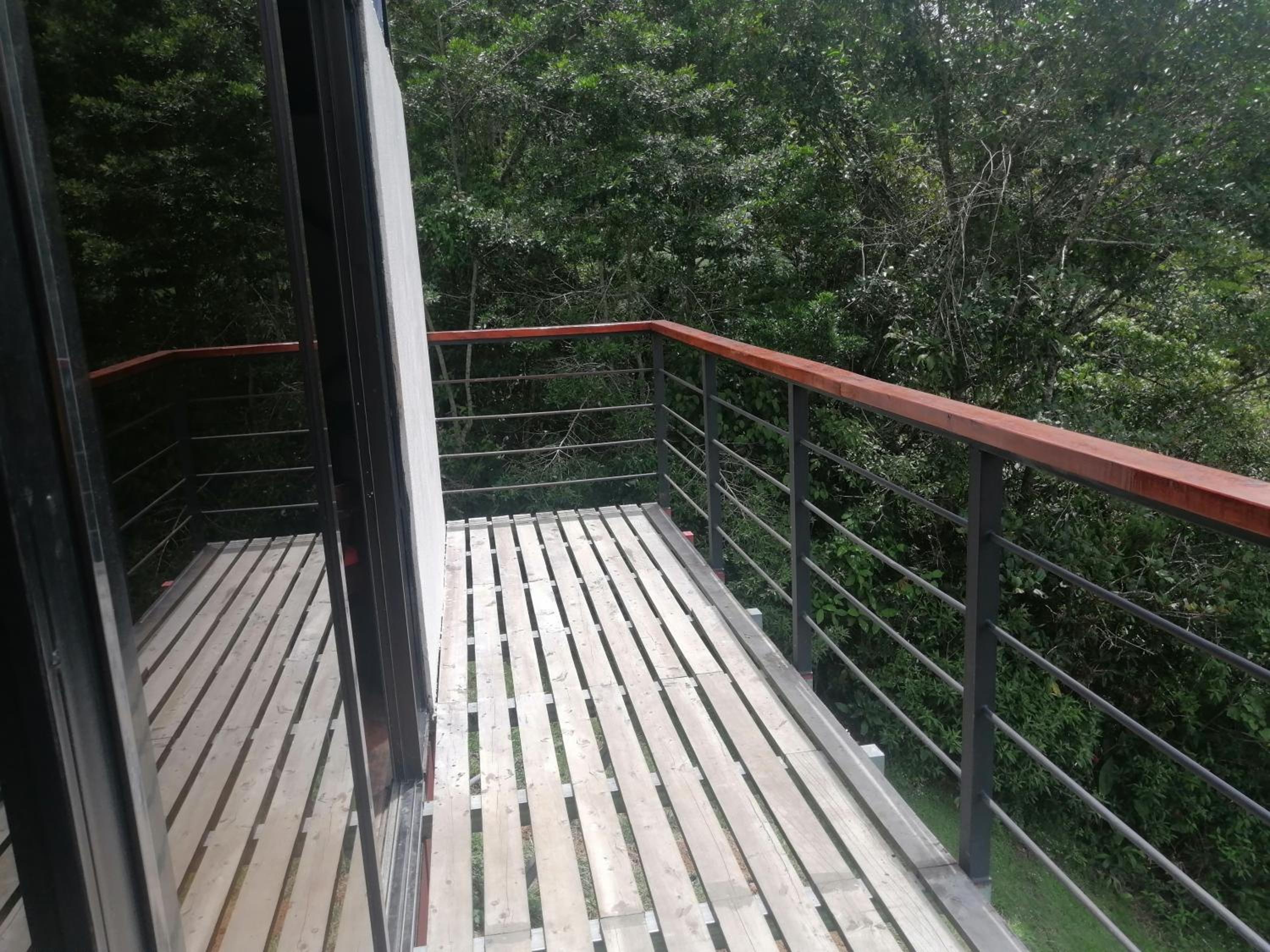 Chalet con piscina Las Flores