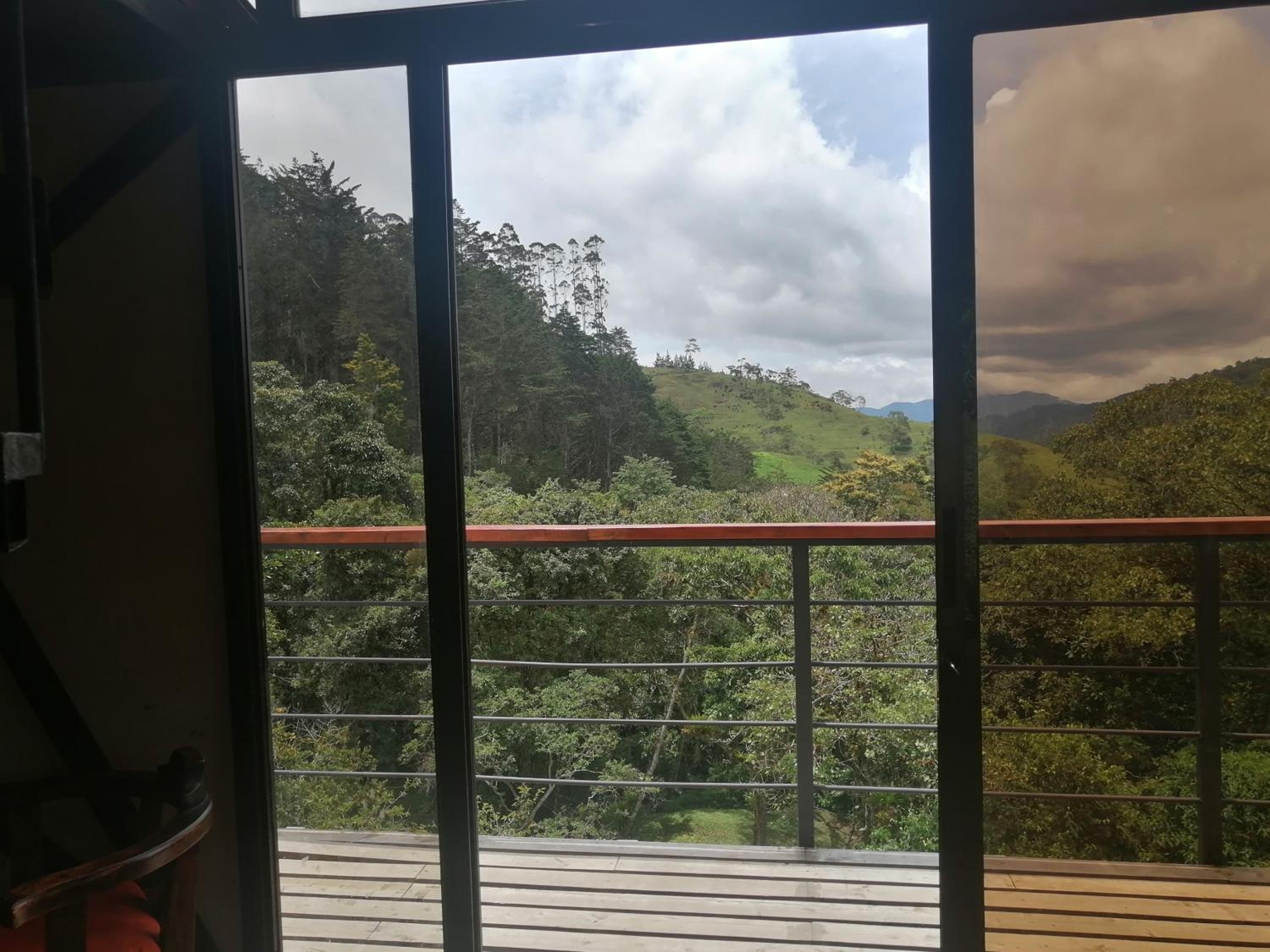 Chalet con piscina Las Flores