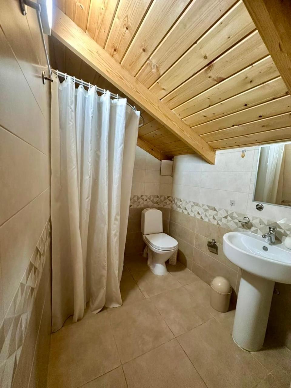 Forest Inn Guest House