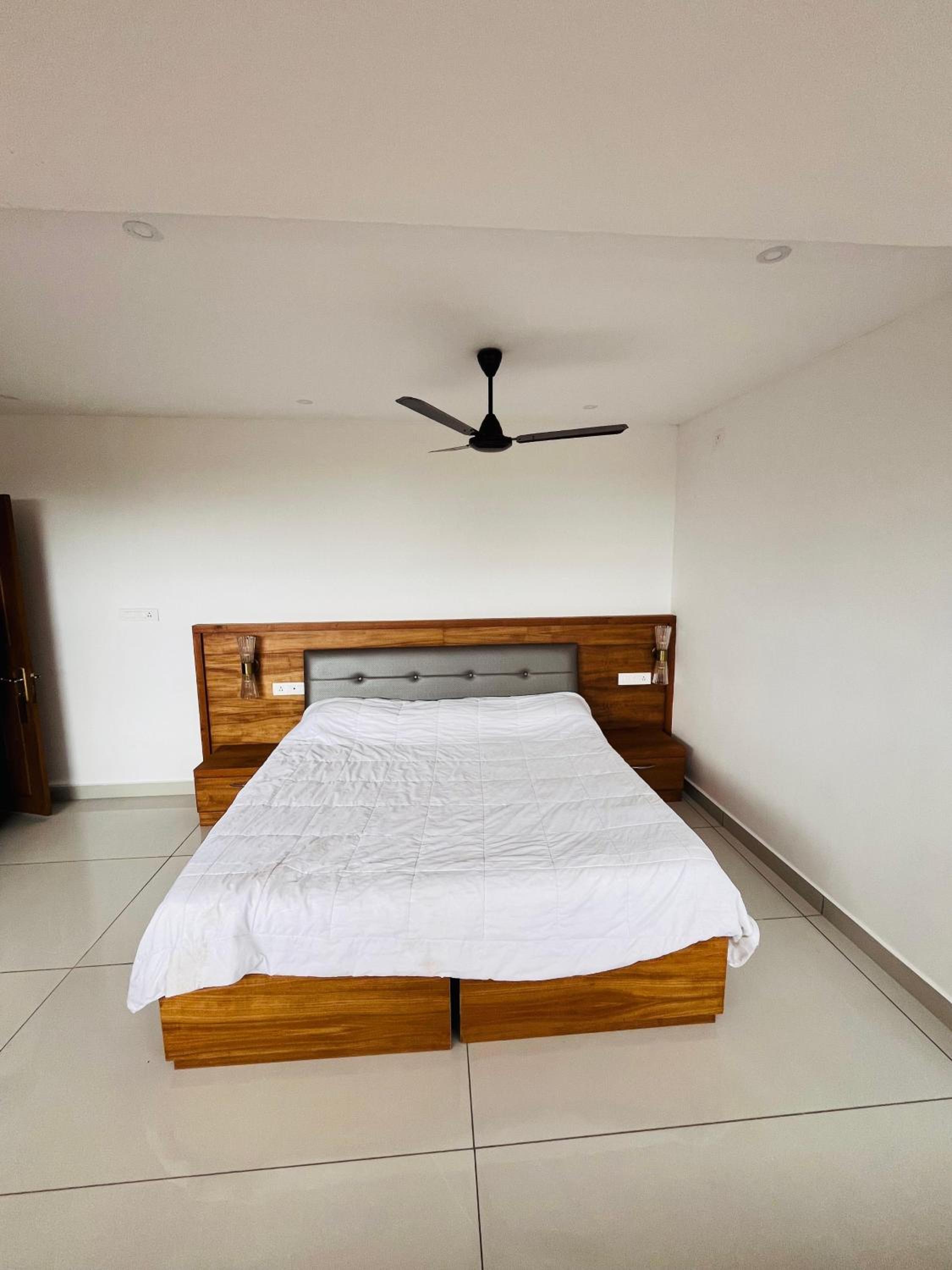 HILLOCK BUNGALOW KUTTIKKANAM