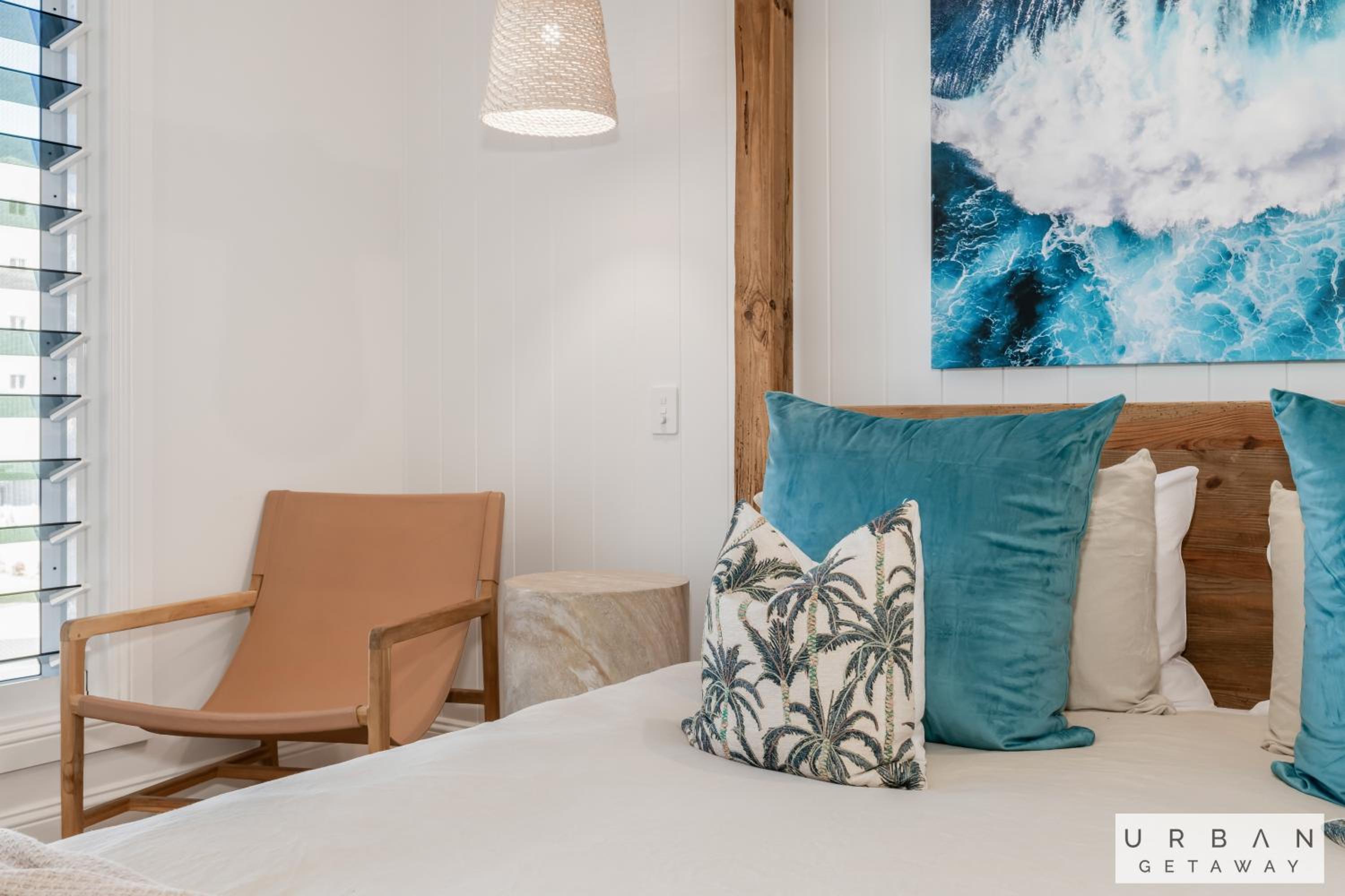 Bargara Coastal Luxe Aircon, Outside Pet, Sleeps 8