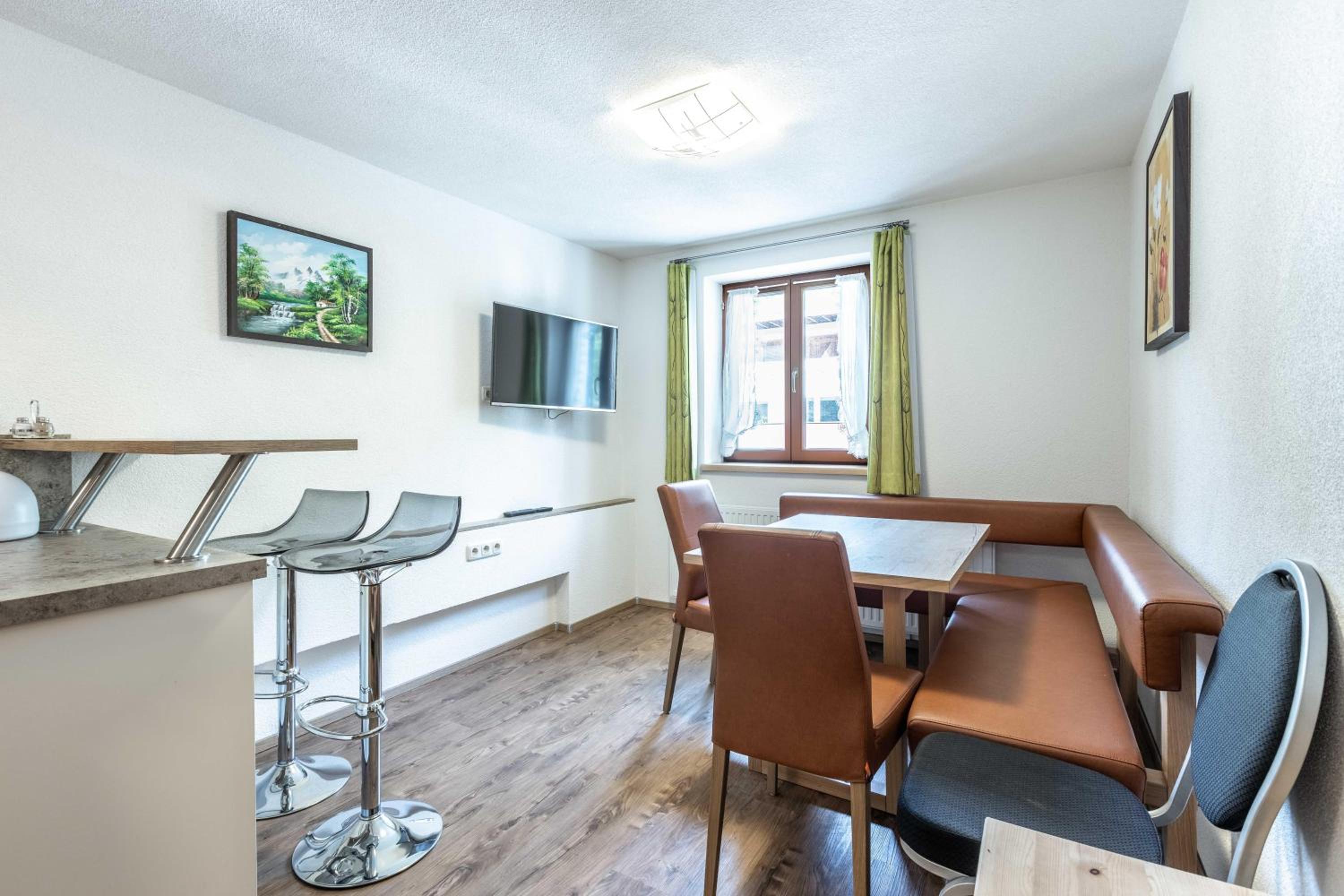 Apartment Anton Huter