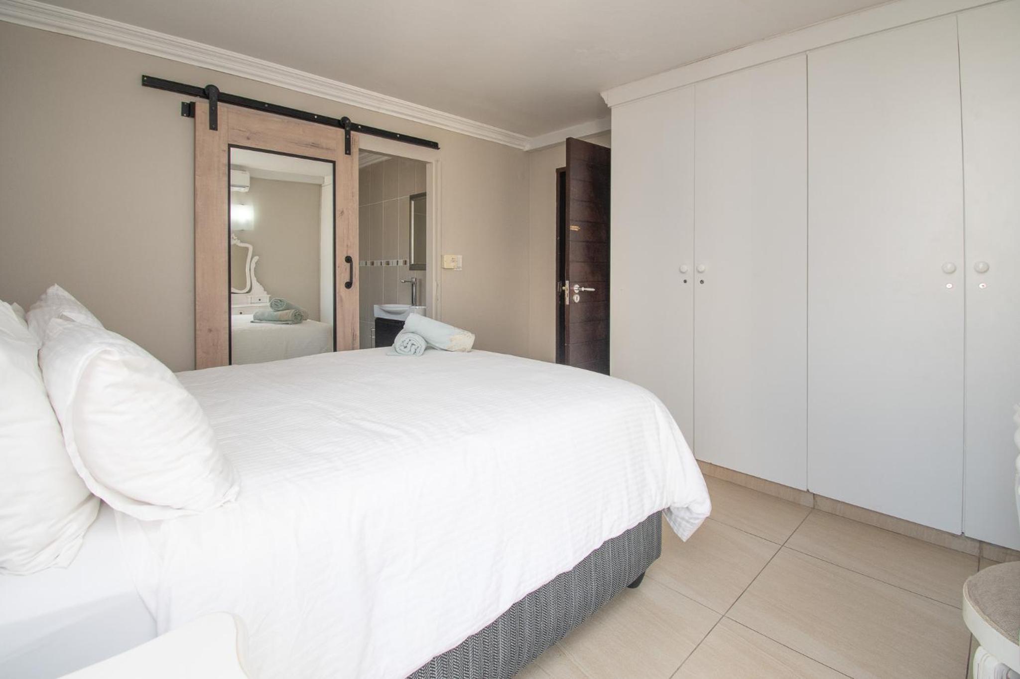 15 Glitter Bay Umhlanga Rocks Beachfront view 5