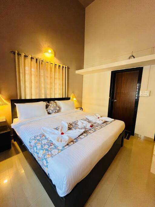 Basil Stays-La Anjuna 3BHK Villa view 4