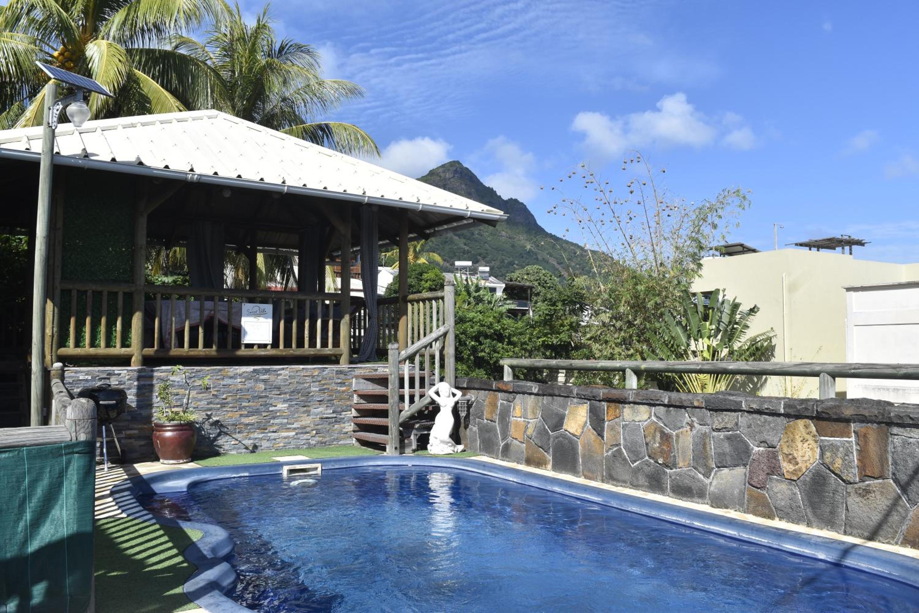 Sunset Villa