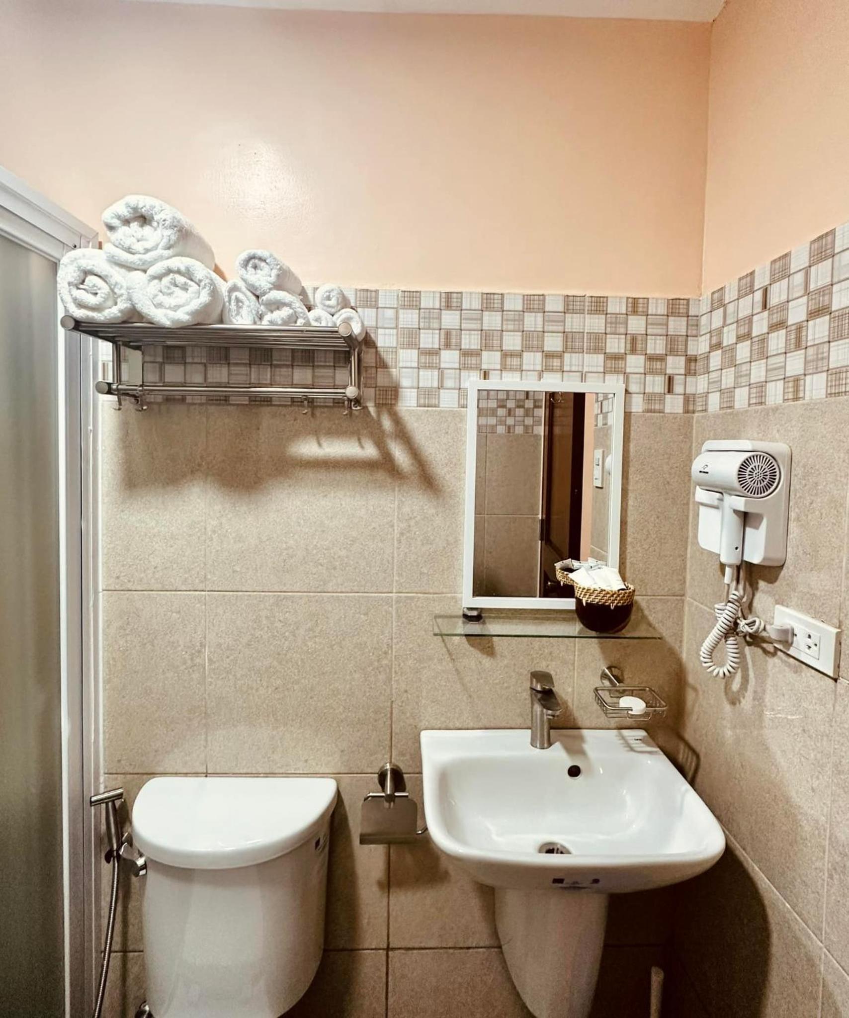 David-Cornelia Apartelle-Baguio