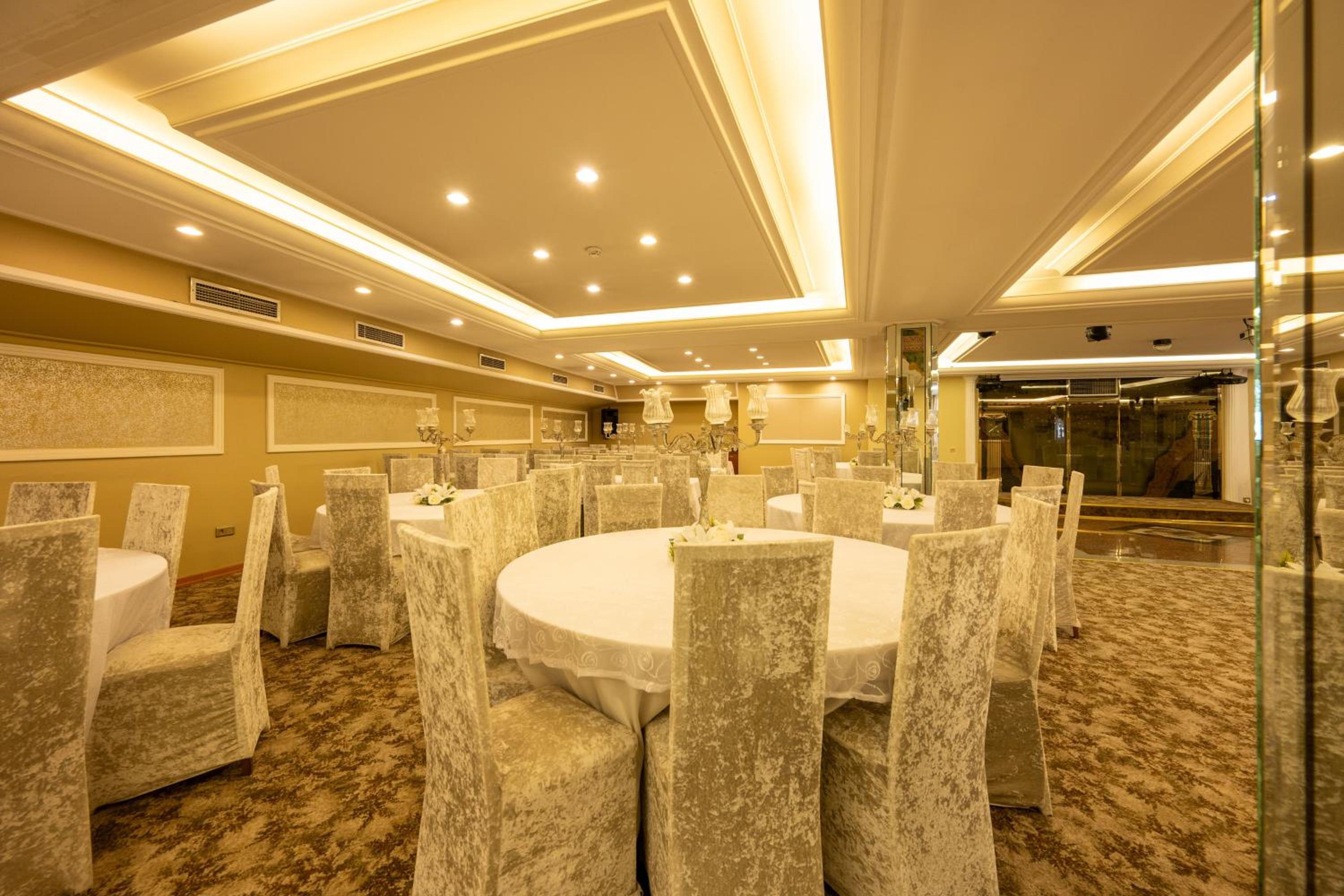 Grand Anka Hotel - Image 111