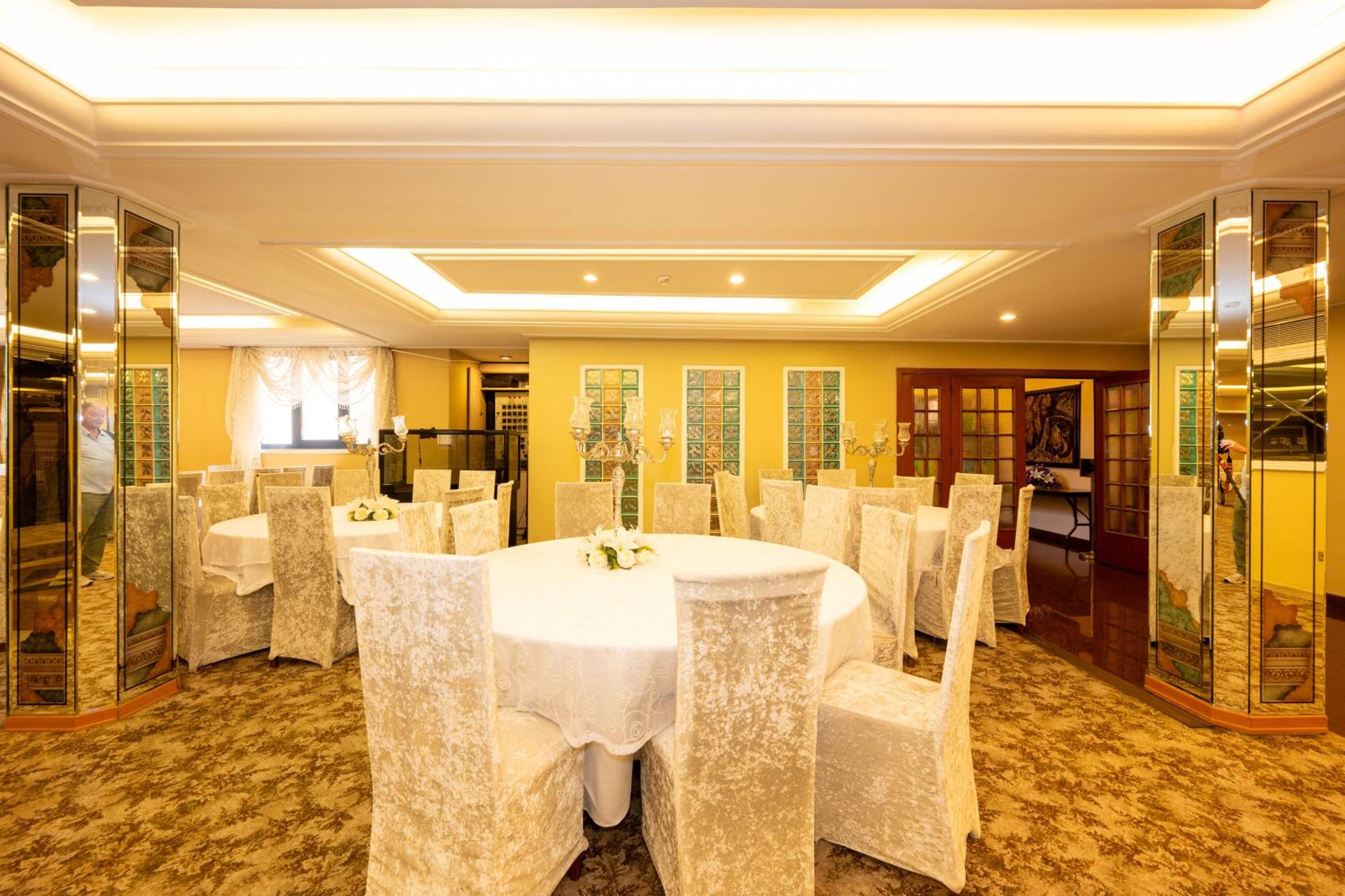 Grand Anka Hotel - Image 112