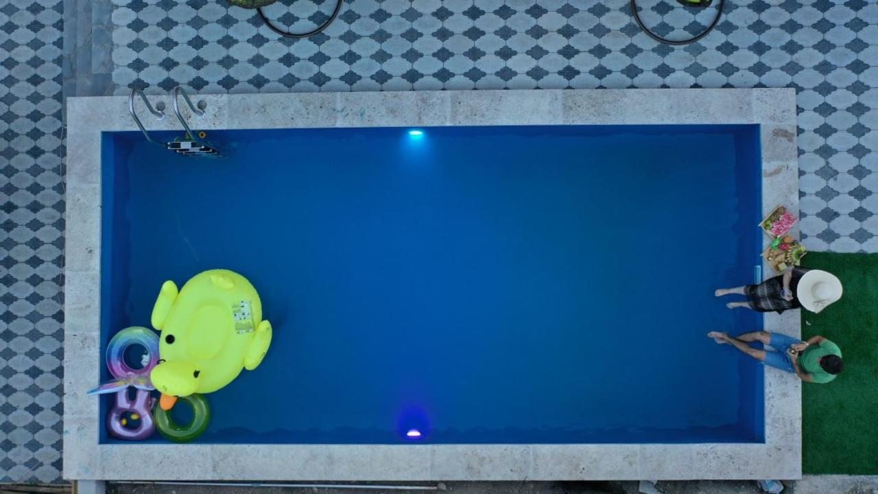 Moon Villa