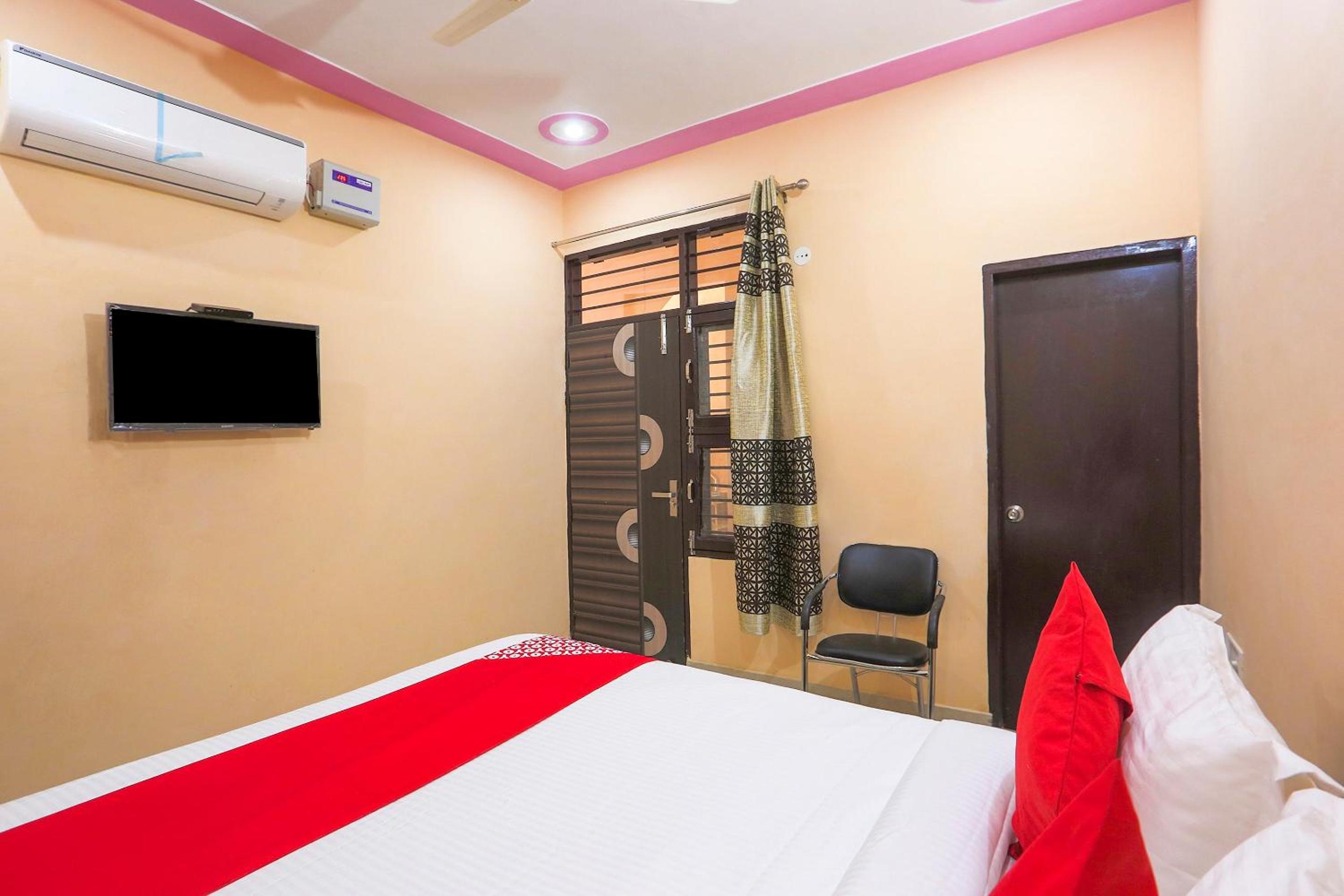 Hotel O Royal Villa