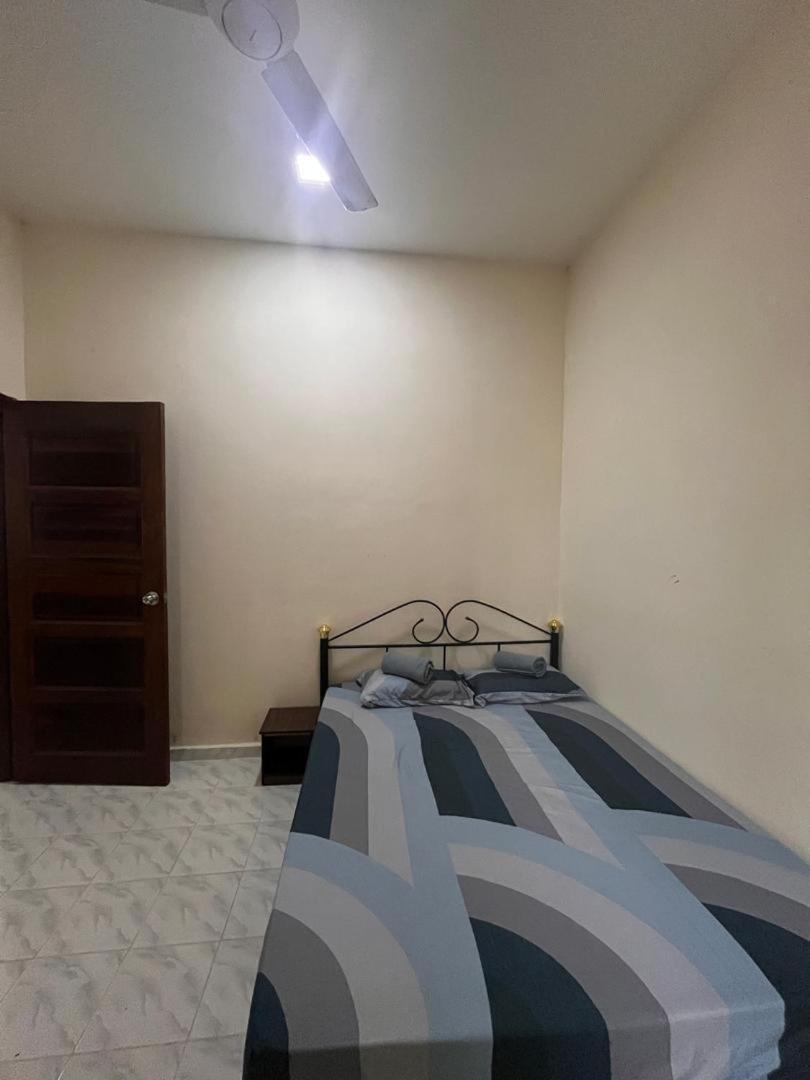 Homestay Bandar Pasir Puteh Kelantan photo 4