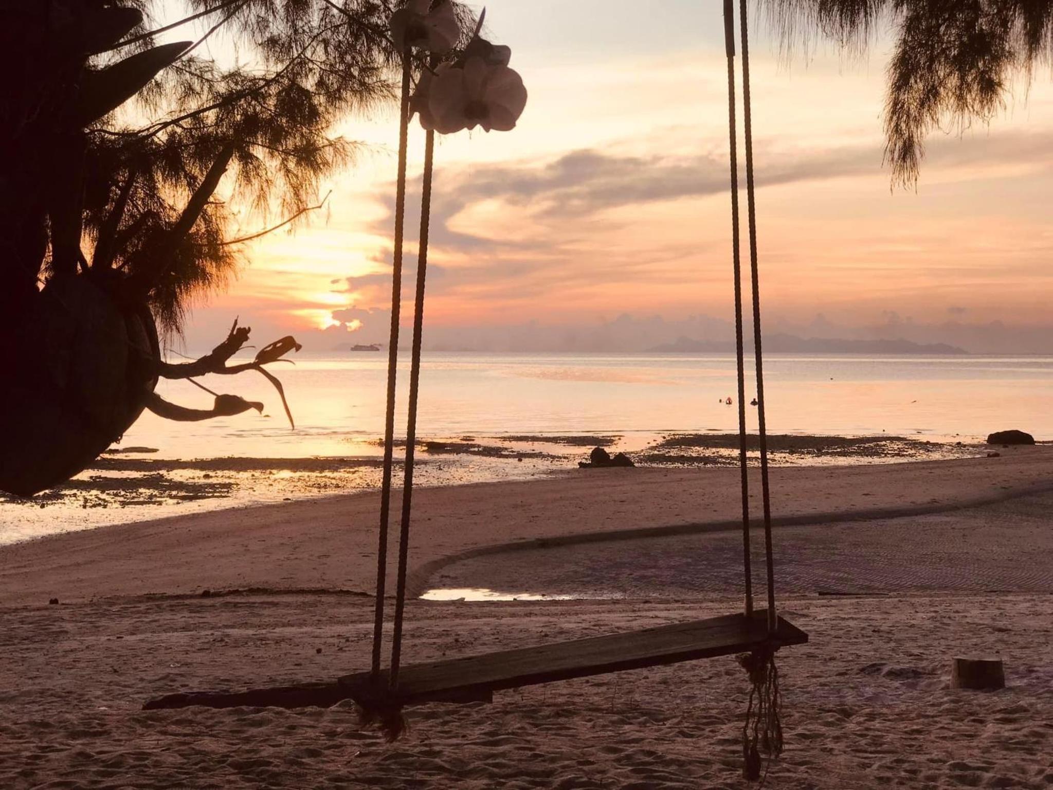 Am Samui Resort Taling Ngam