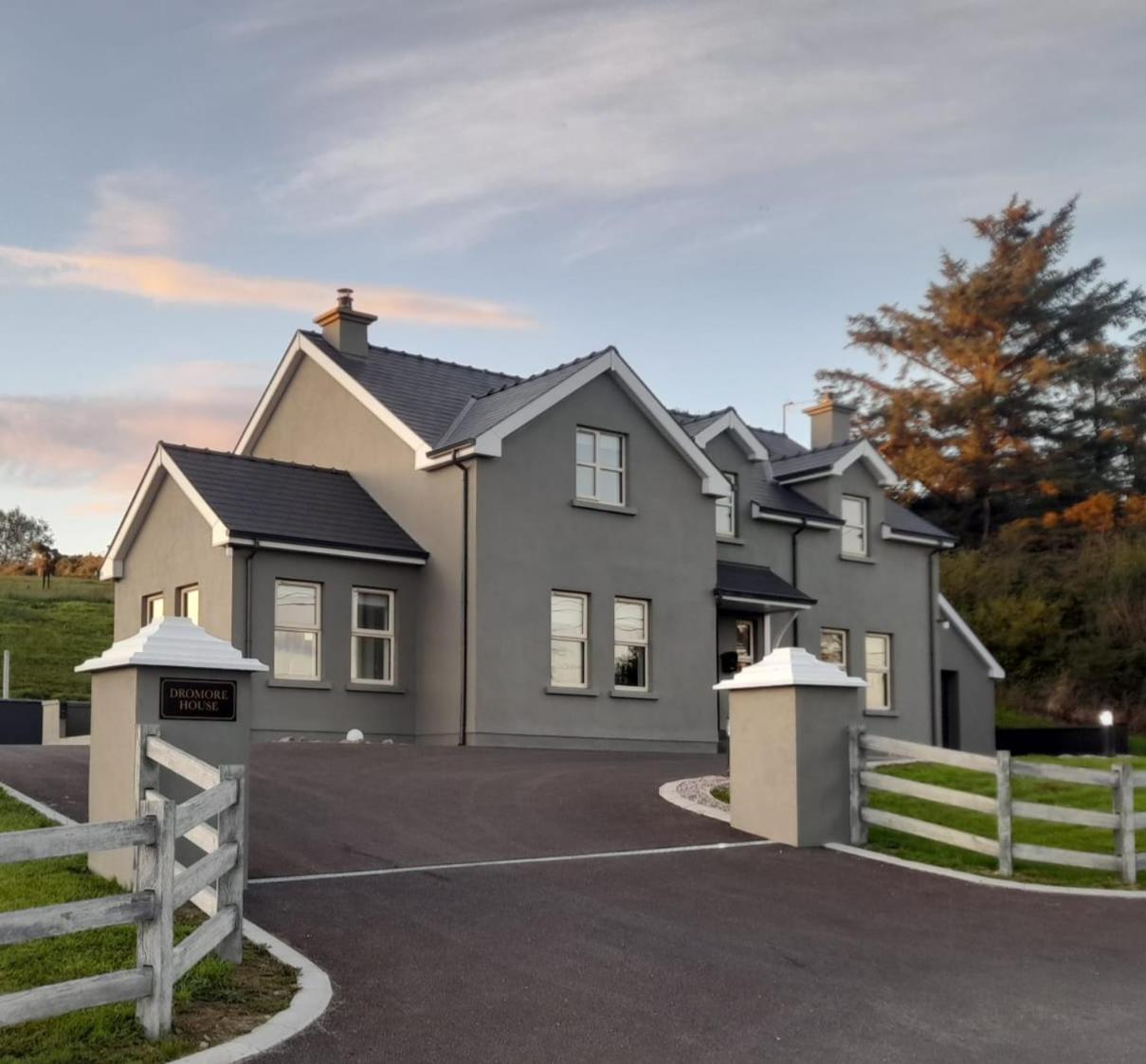 Dromore house F94W57E
