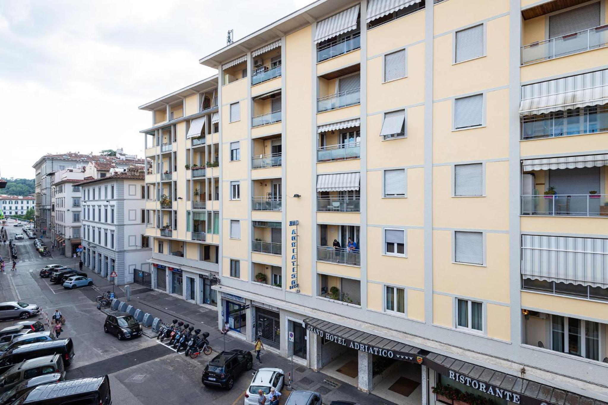 UNYCA - Florence Elegant Residence
