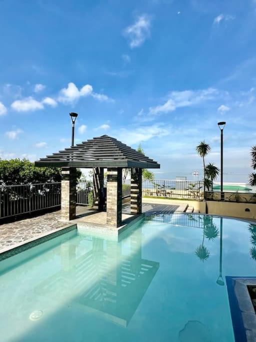 Manila Bayscape