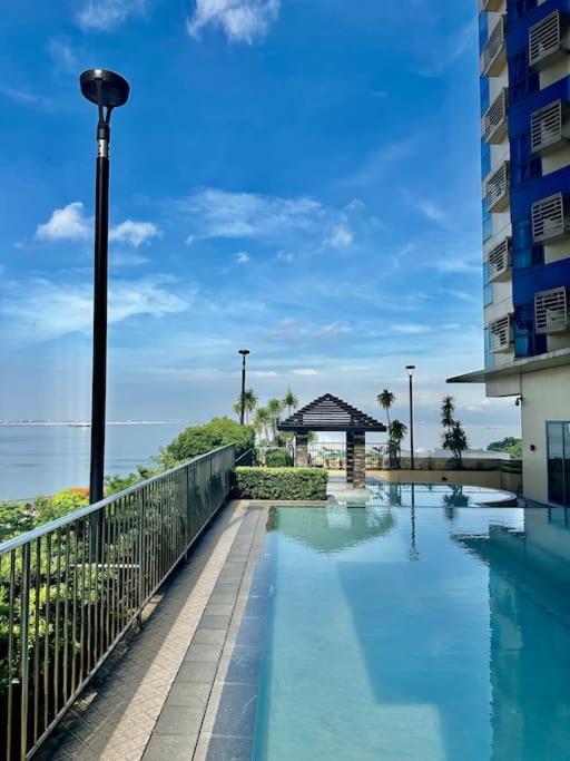 Manila Bayscape