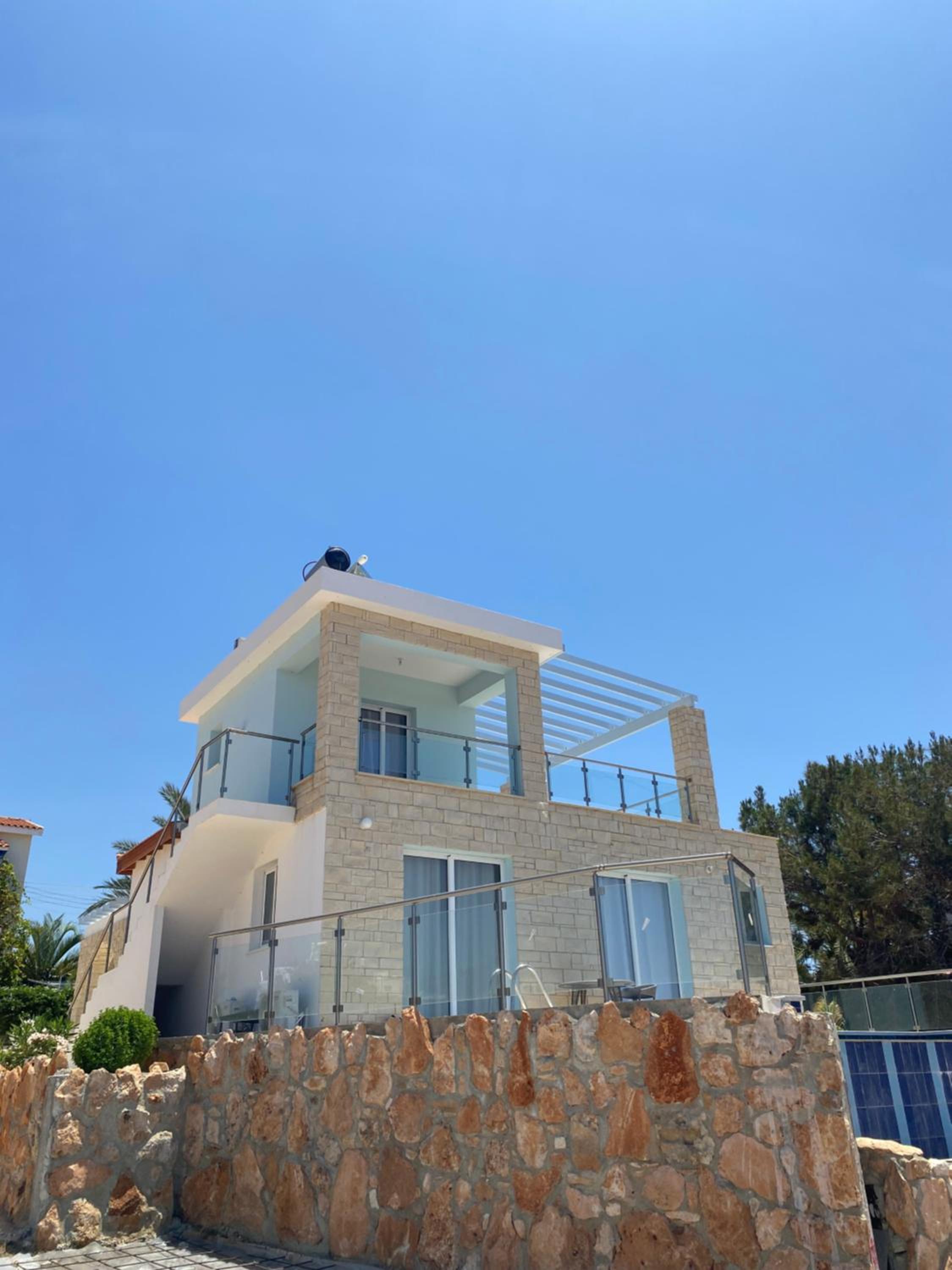 QUEEN EVRIDIKI & VILLA PANORAMA