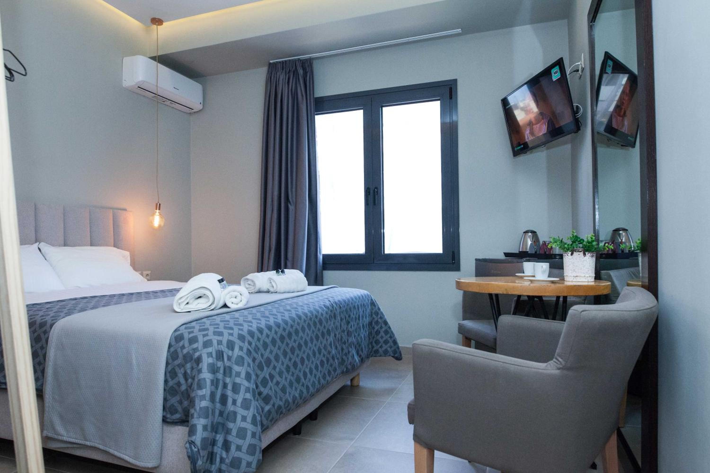 Elegant Rooms Athens