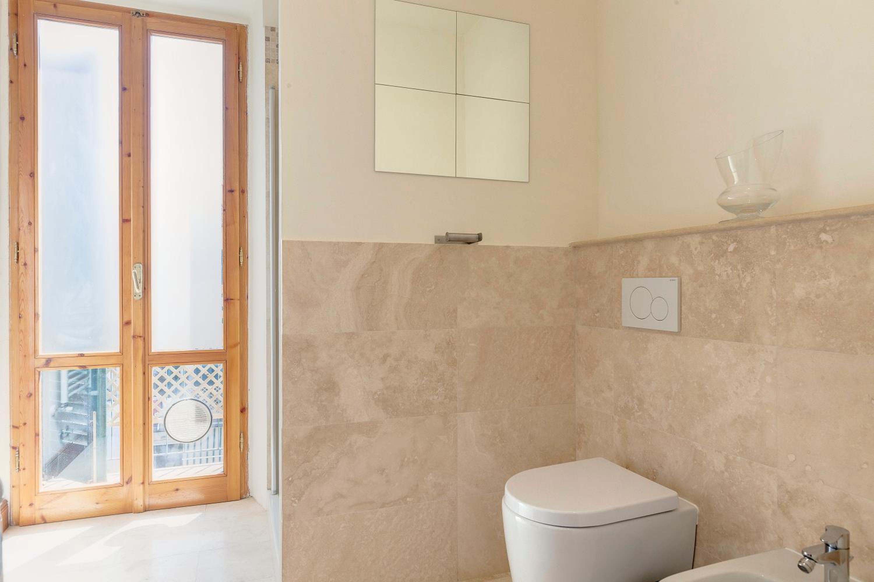 Ridolfi Apartment by Mamo Florence
