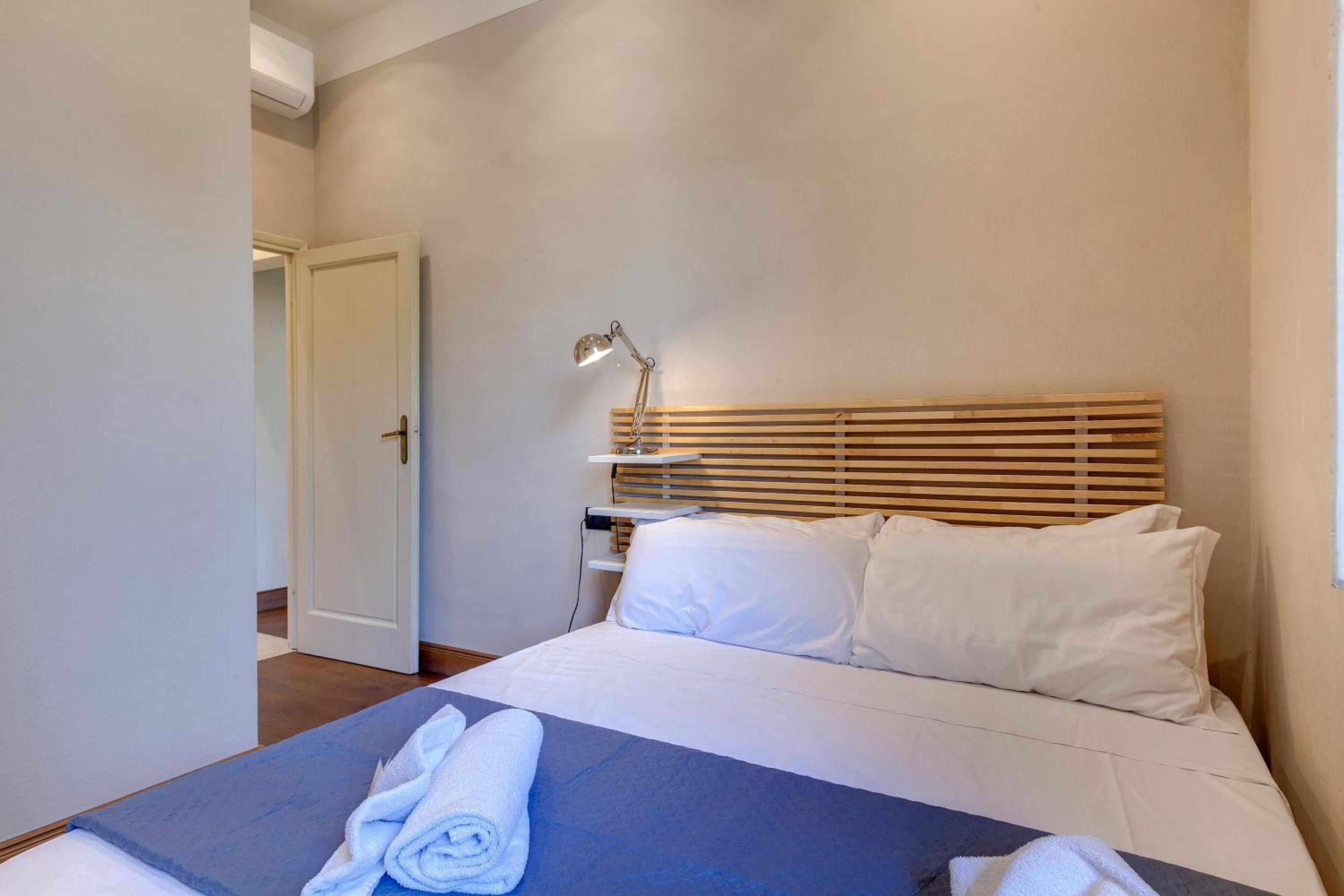 Ridolfi Apartment by Mamo Florence