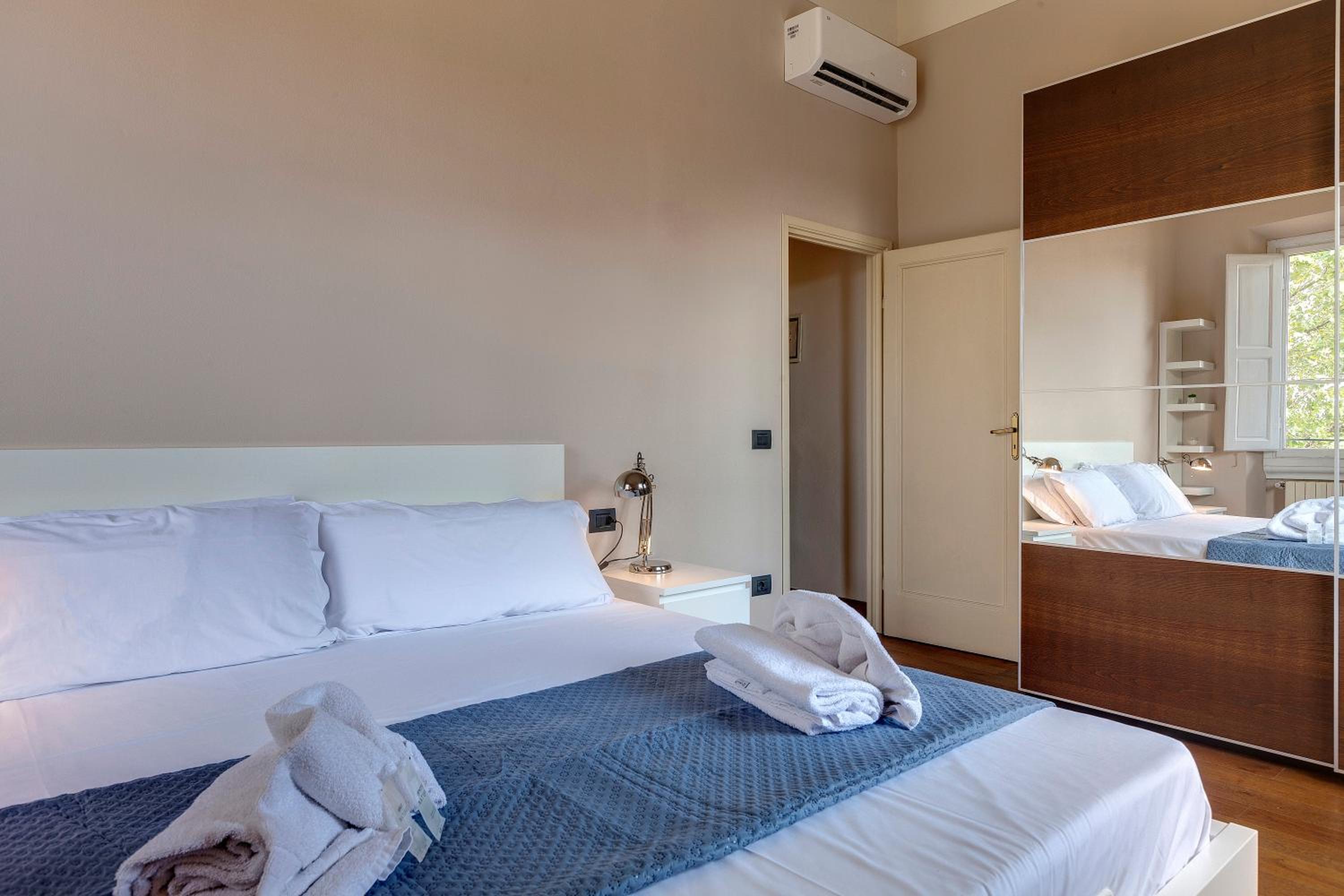 Ridolfi Apartment by Mamo Florence