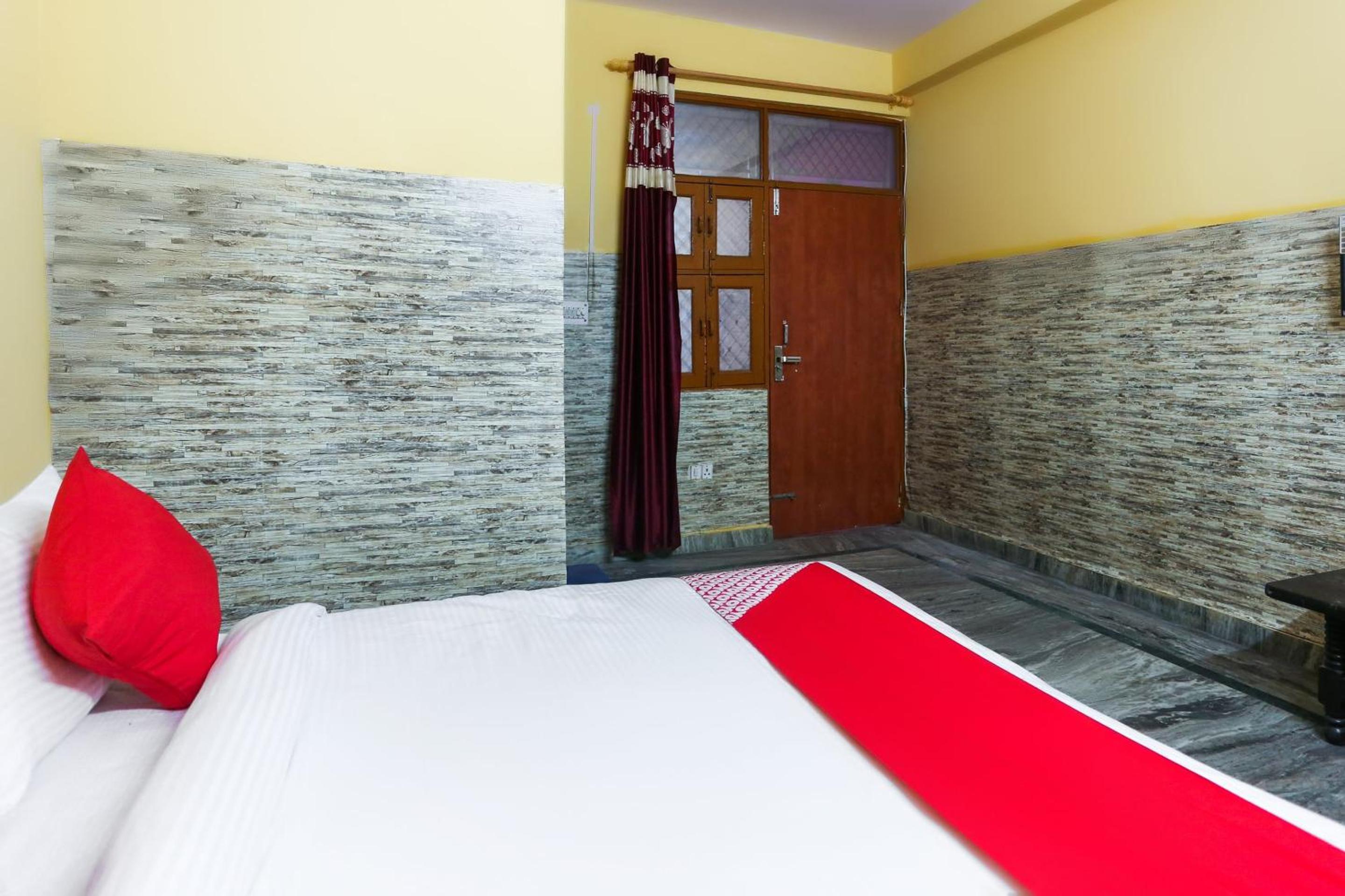 Hotel O Umang