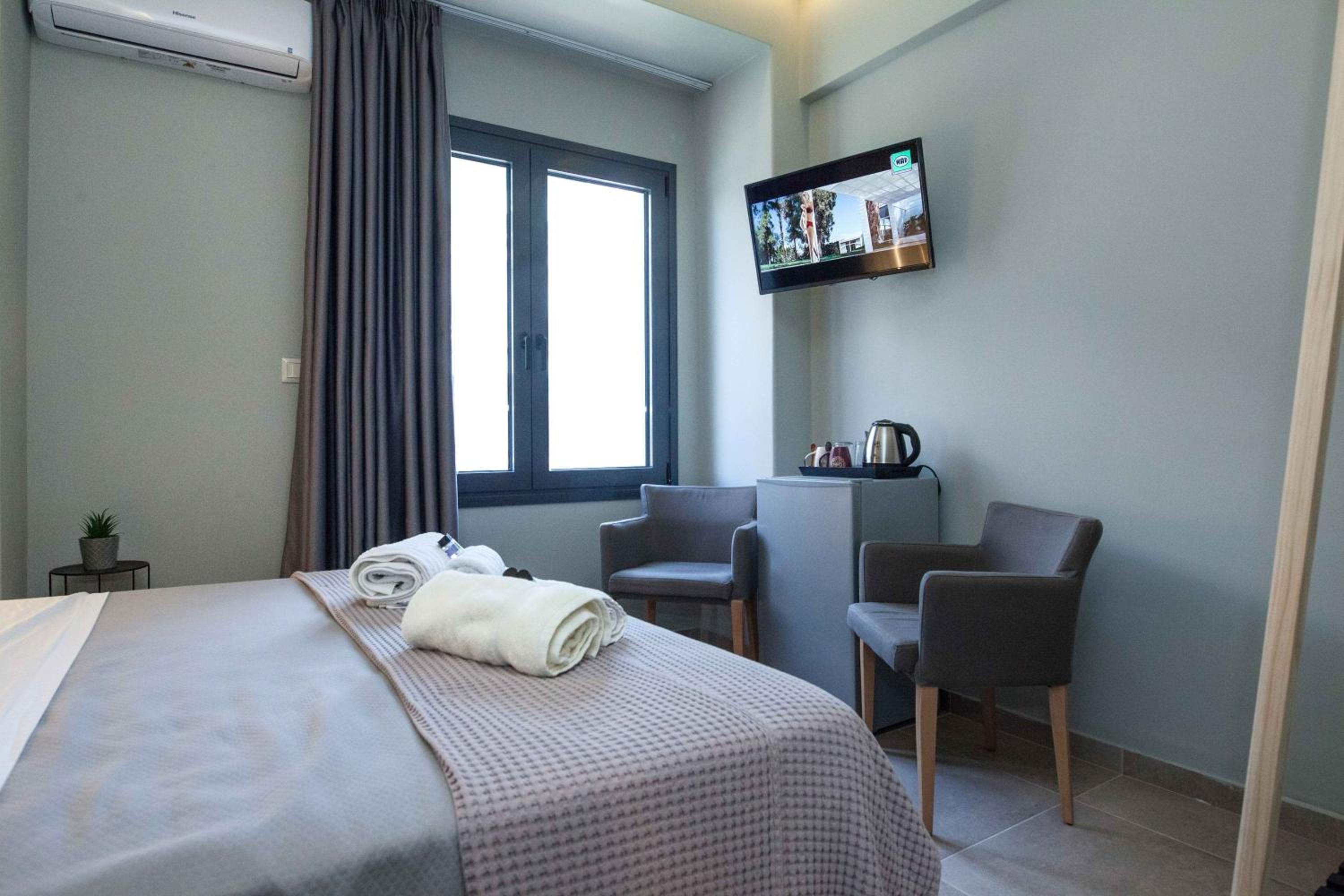 Elegant Rooms Athens