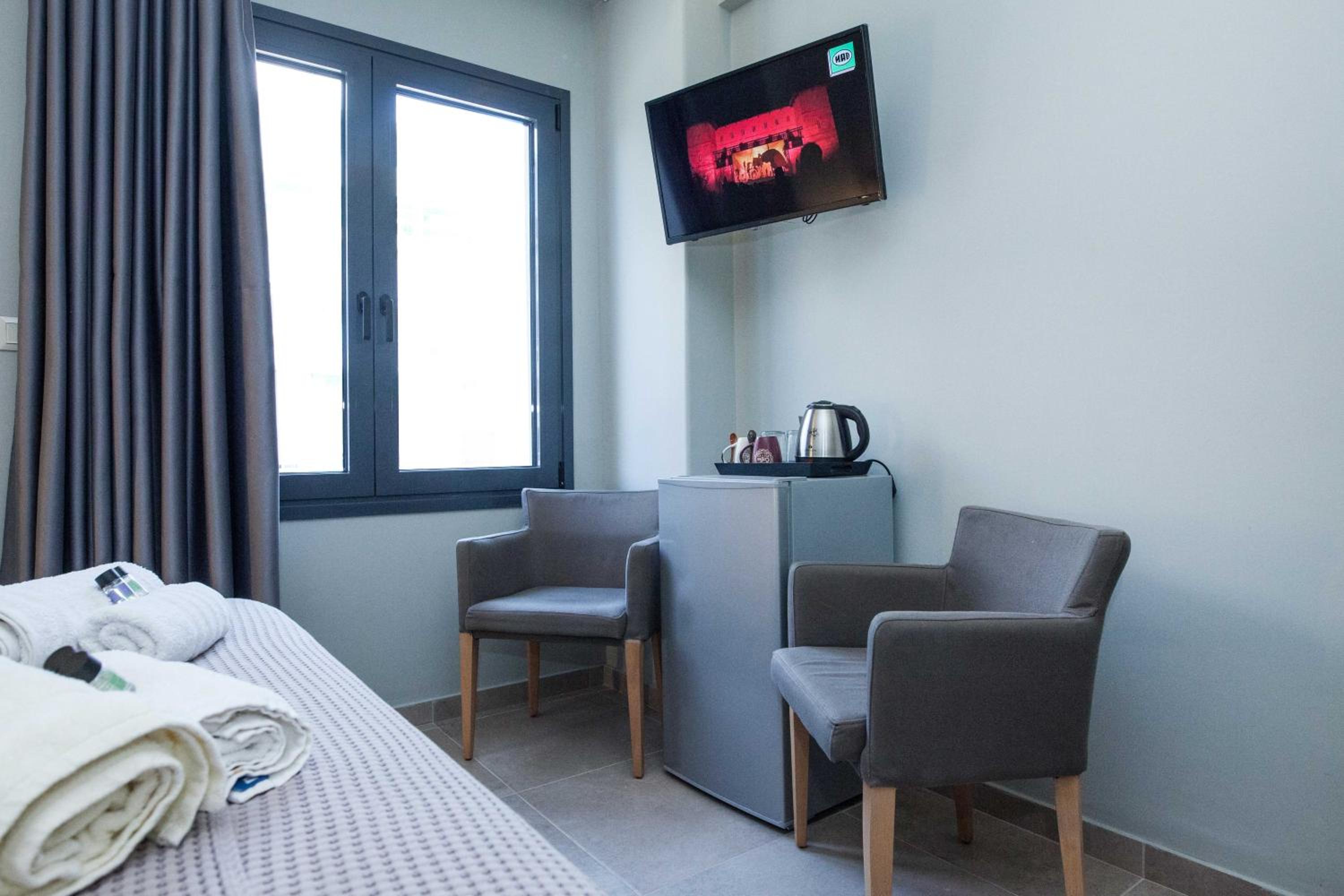 Elegant Rooms Athens