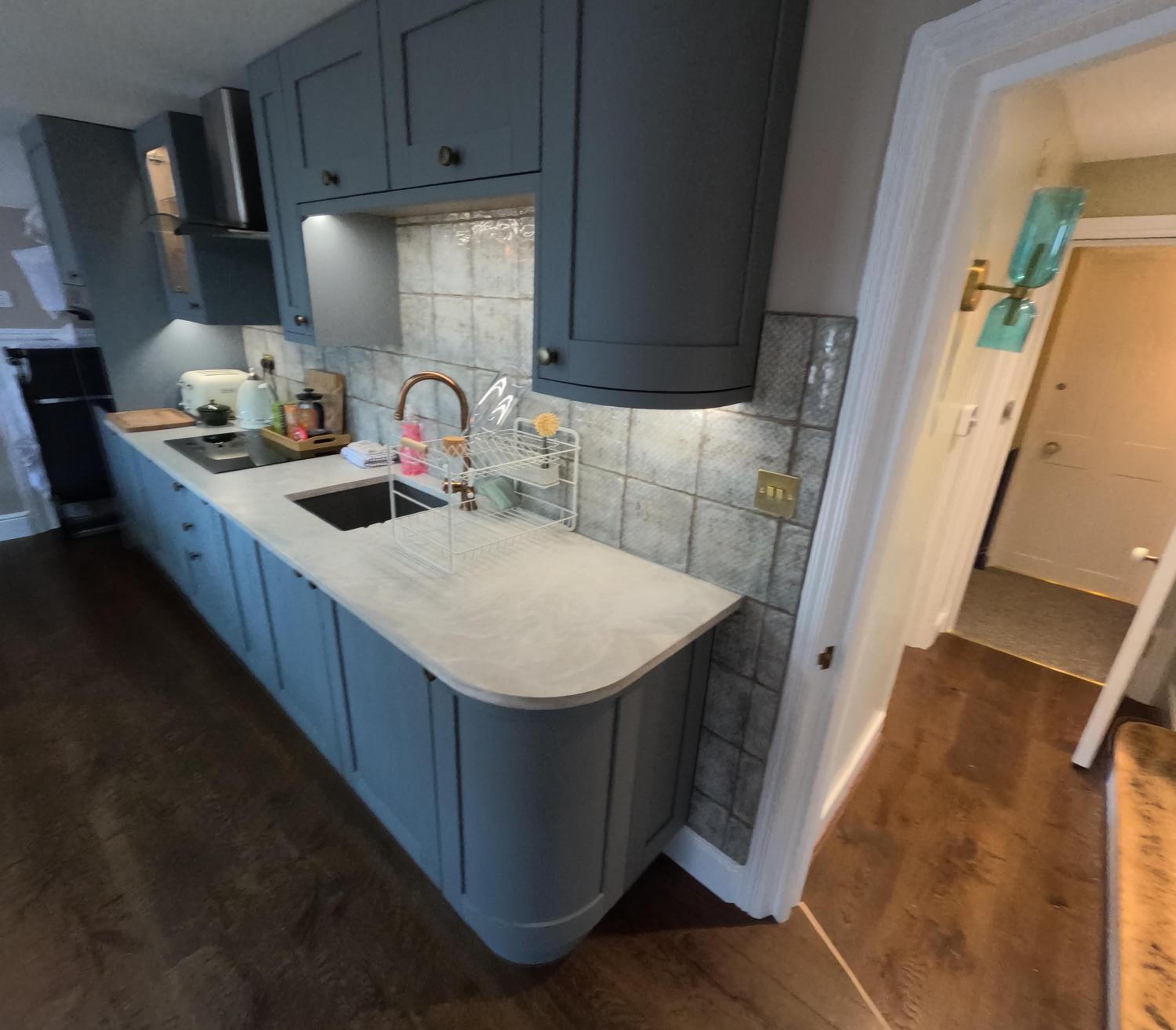Royal Oak Retreat - Sleeps 6 Pub & Pet Friendly