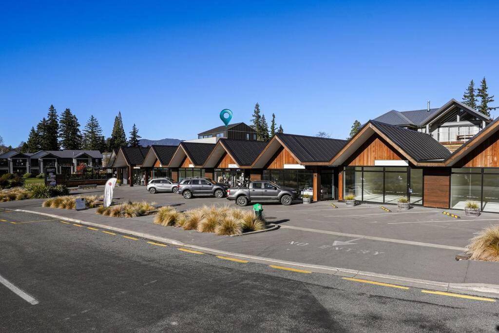 Hotel Te Puna Ora - Image 1