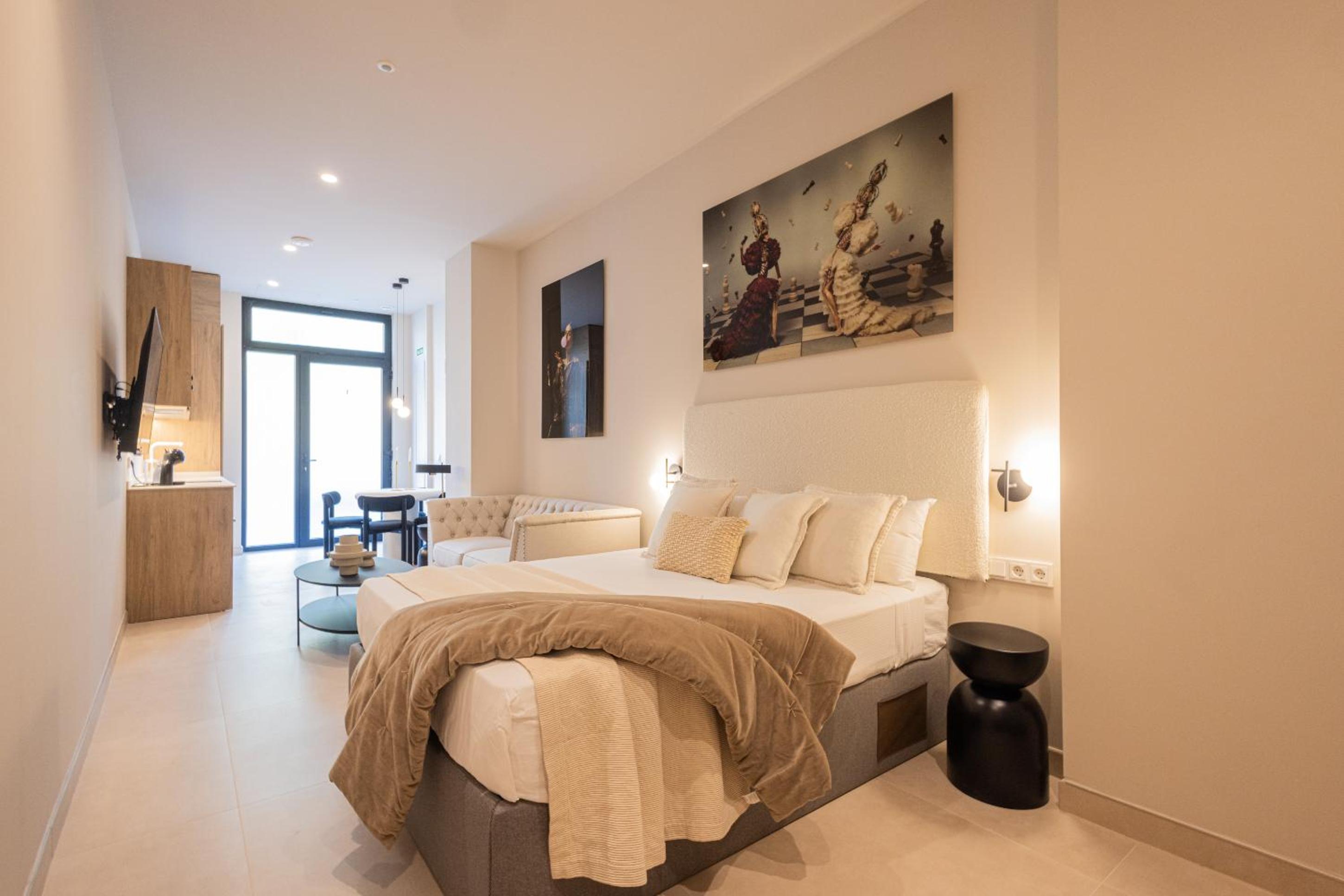 FLORIT FLATS - The Benicalap Residences