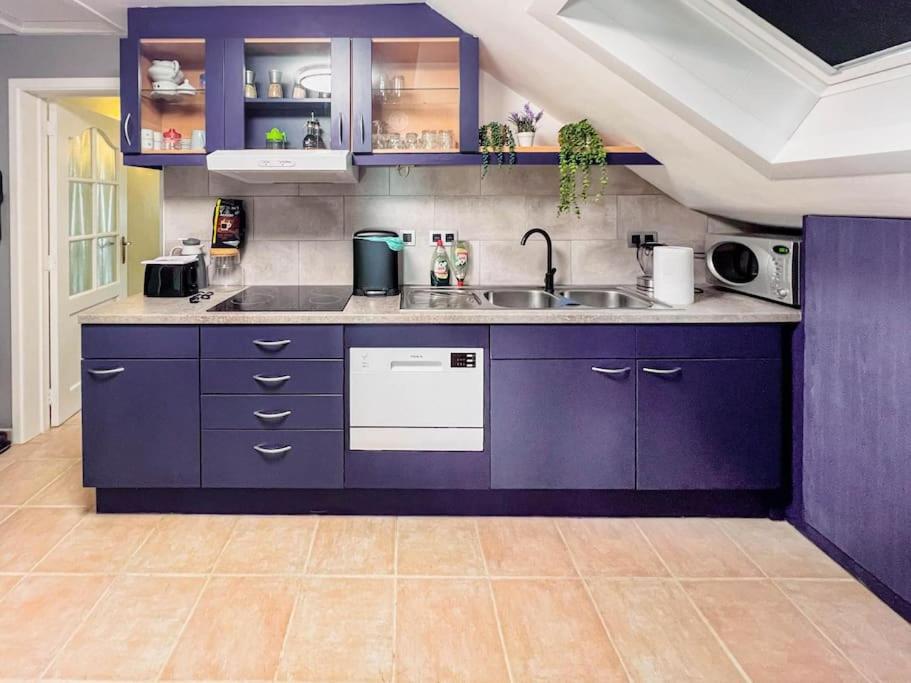 Modern Loft with 2 bedrooms near Sint Truiden