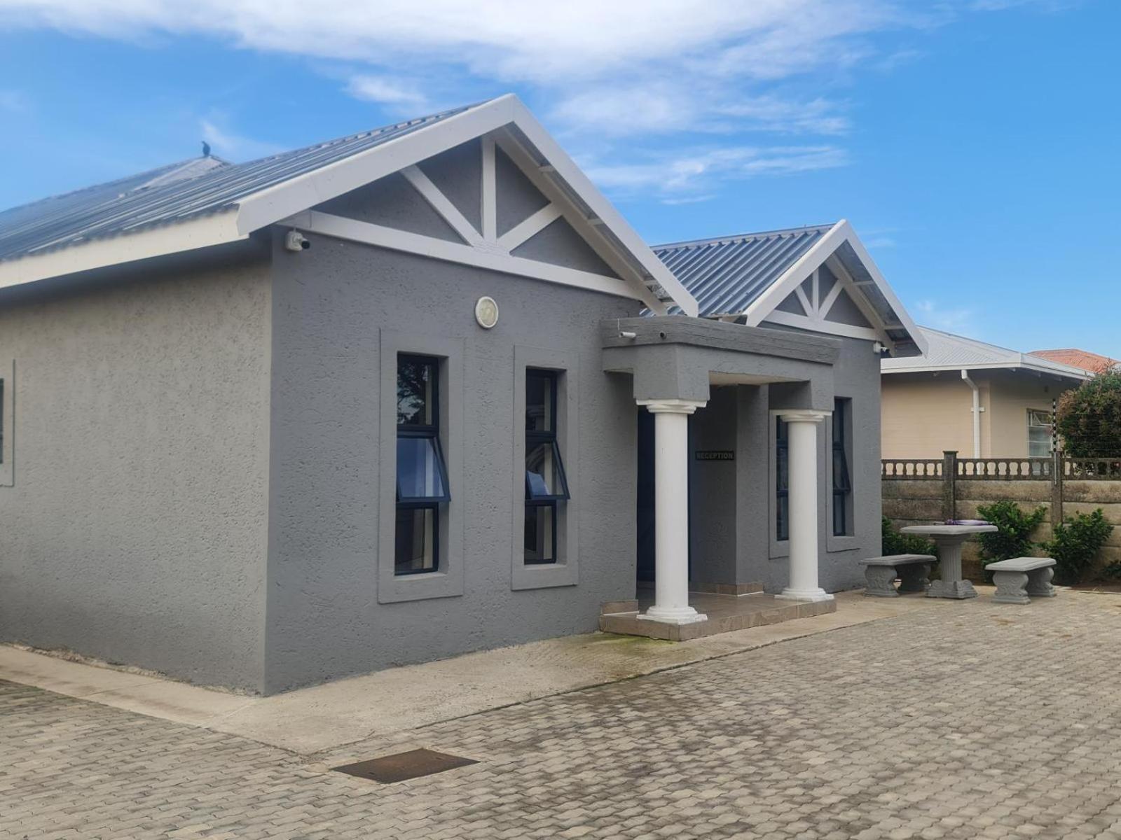 Hlalakahle Lodge