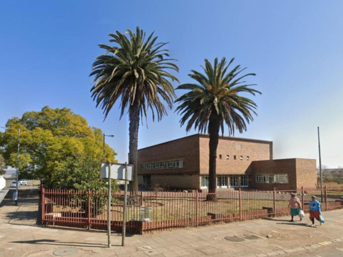Hlalakahle Lodge