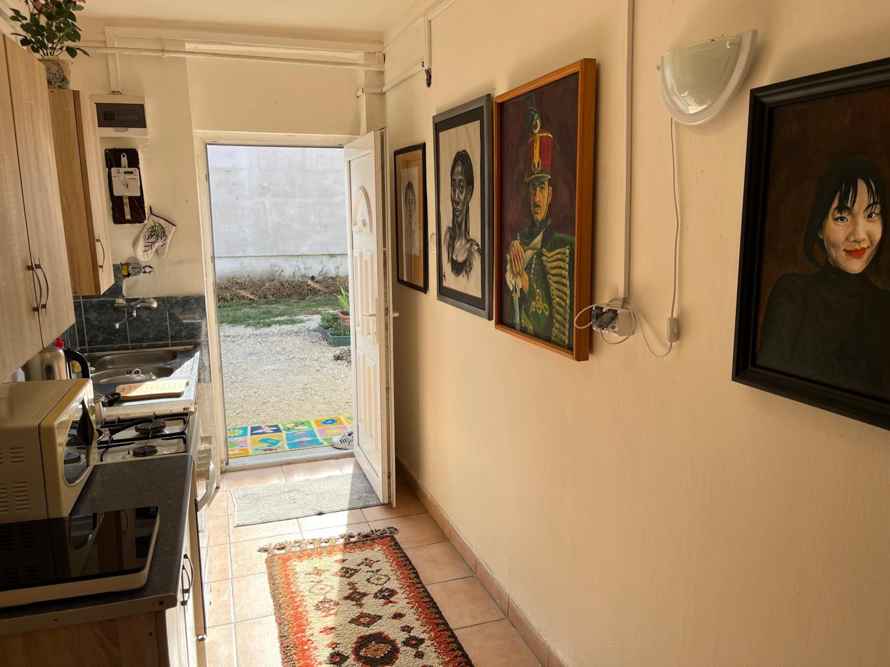 Cosy art studion view 2