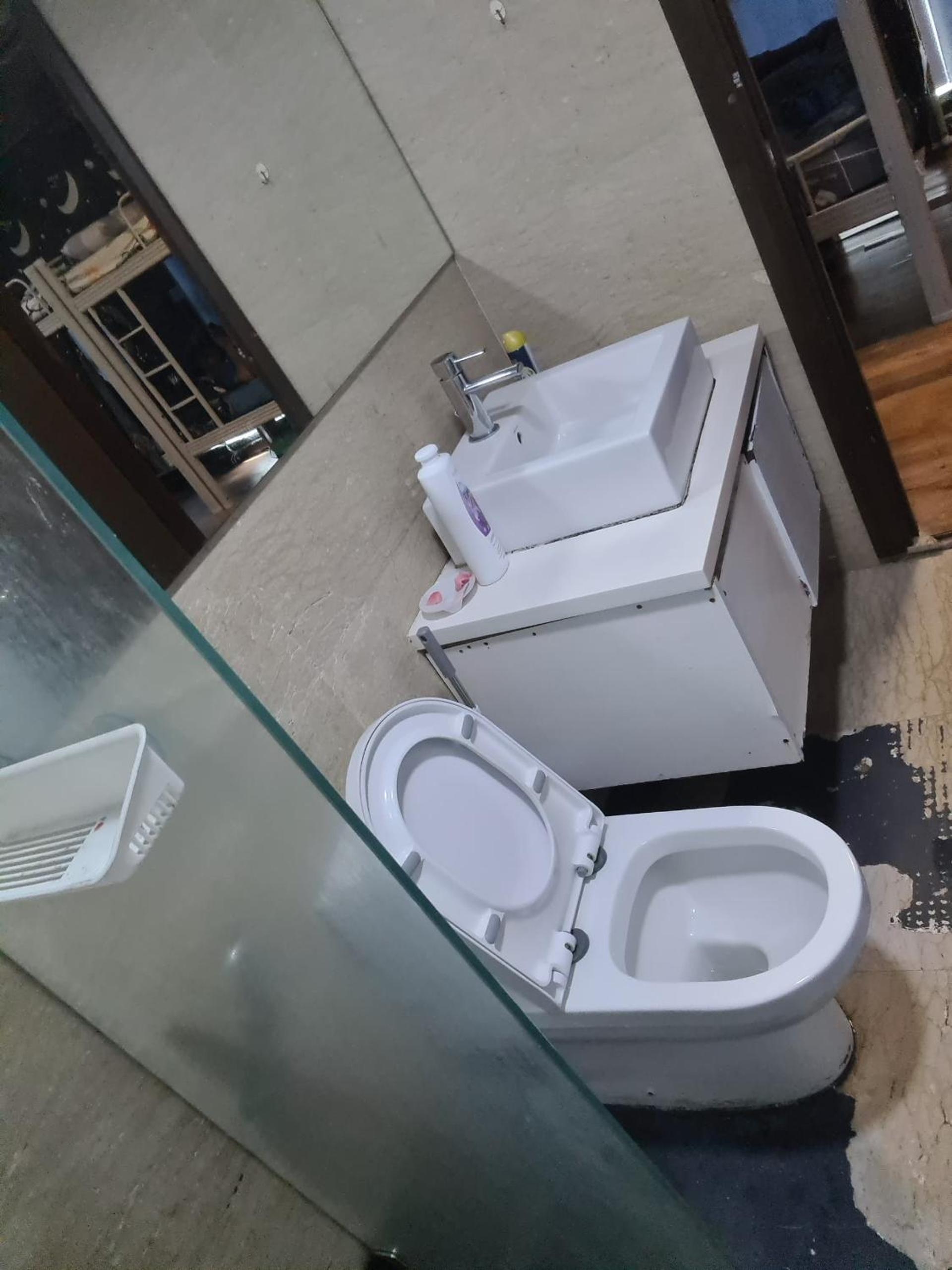 Penthouse Skypool Hostel
