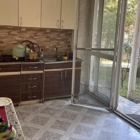 Eymaar Apartments