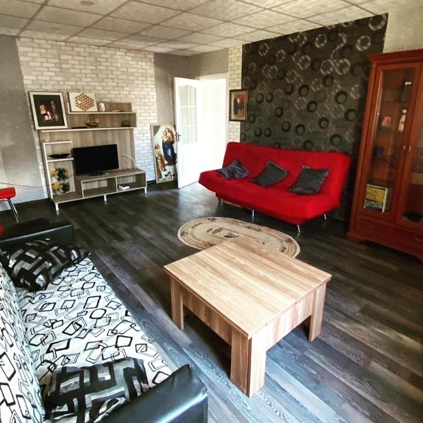 Eymaar Apartments