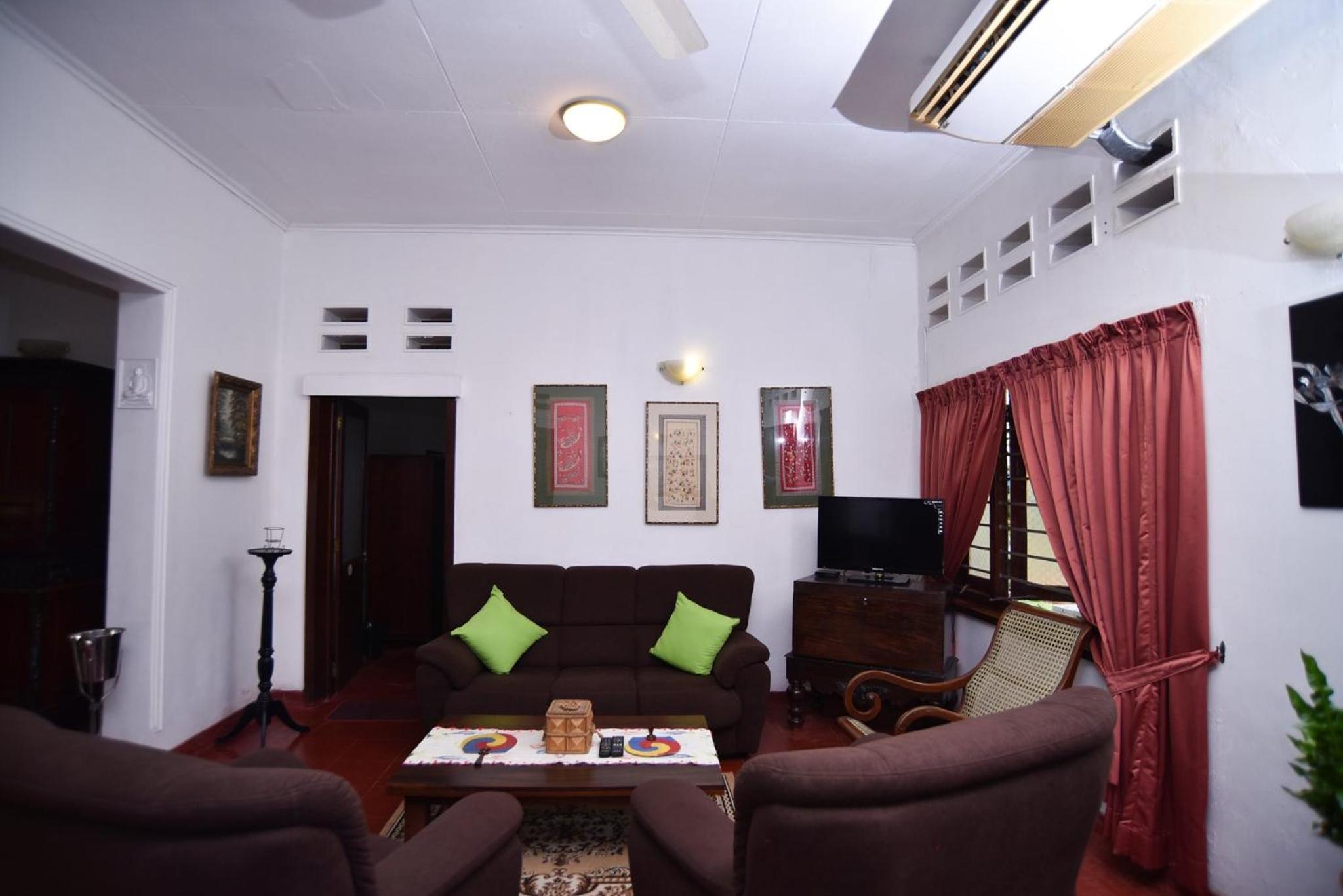 Ronan Residency