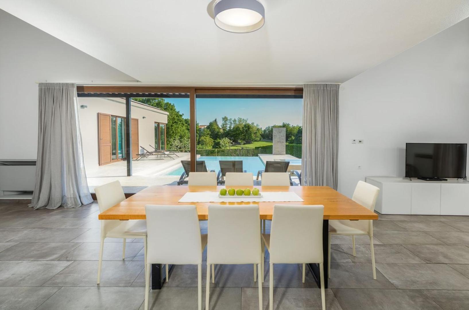 Villa Luna Bianca view 4